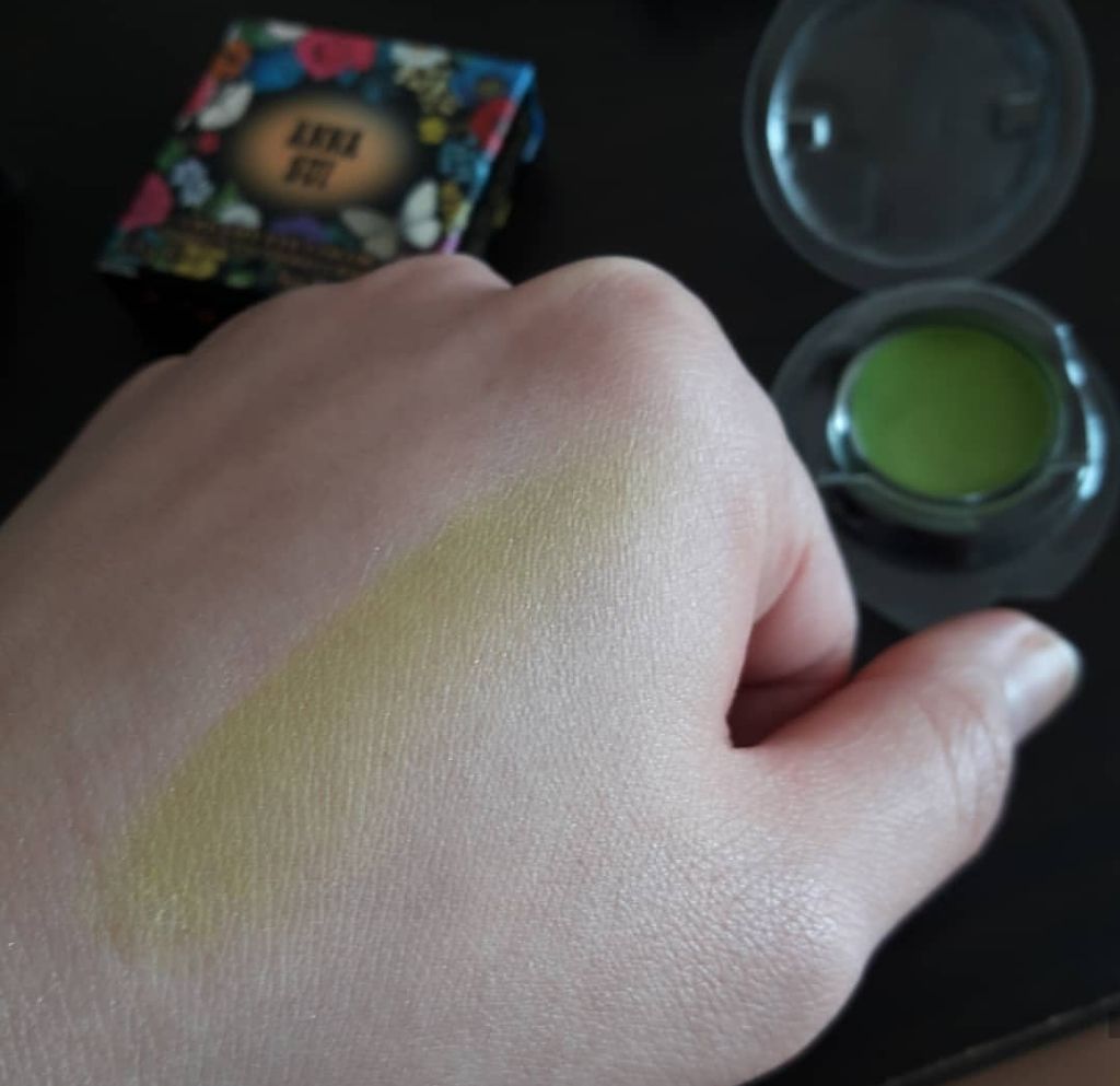 クリーミー アイカラー/ANNA SUI/ジェル・クリームアイシャドウを使ったクチコミ(2枚目)