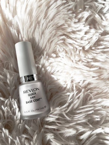 REVLON クイック ドライ トップ コート Nのクチコミ「爪のおやすみアイテム
─･･─･･─･･─･･─･･─･･─･･─･･─･･─


爪が弱って.....」（1枚目）