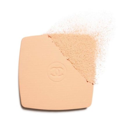 CHANEL ル ブラン コンパクト ラディアンス 20 ベージュ