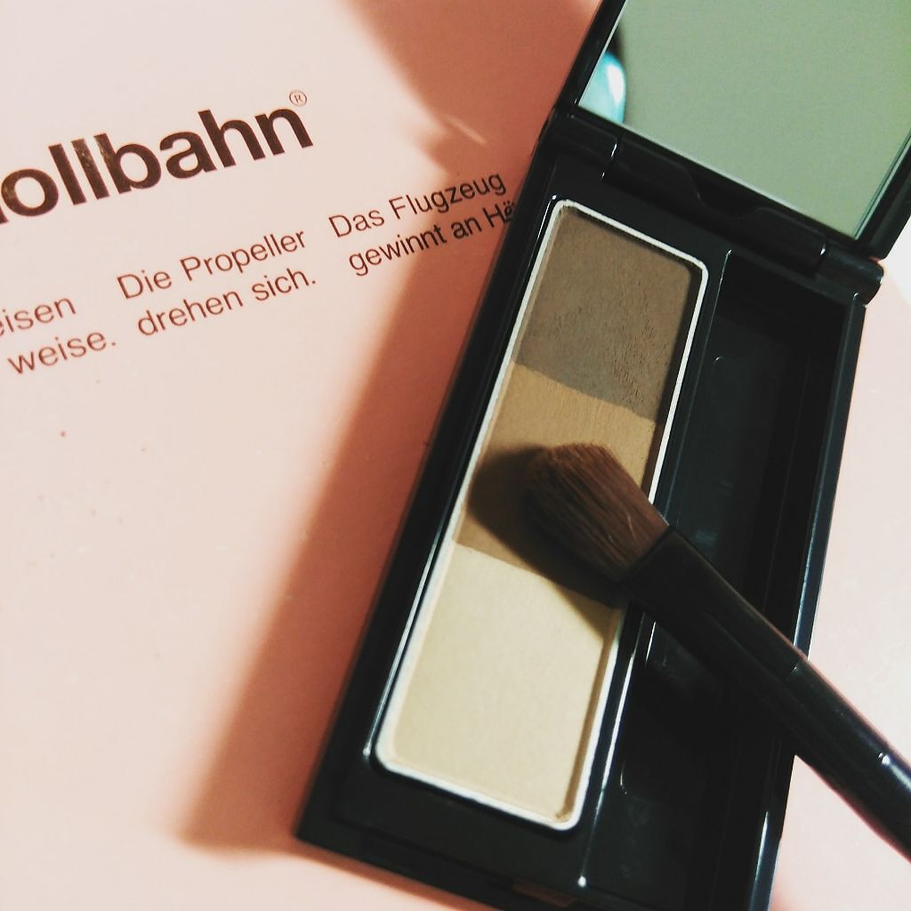 ケイト デザイニングアイブロウ3D/KATE/パウダーアイブロウを使ったクチコミ(1枚目)