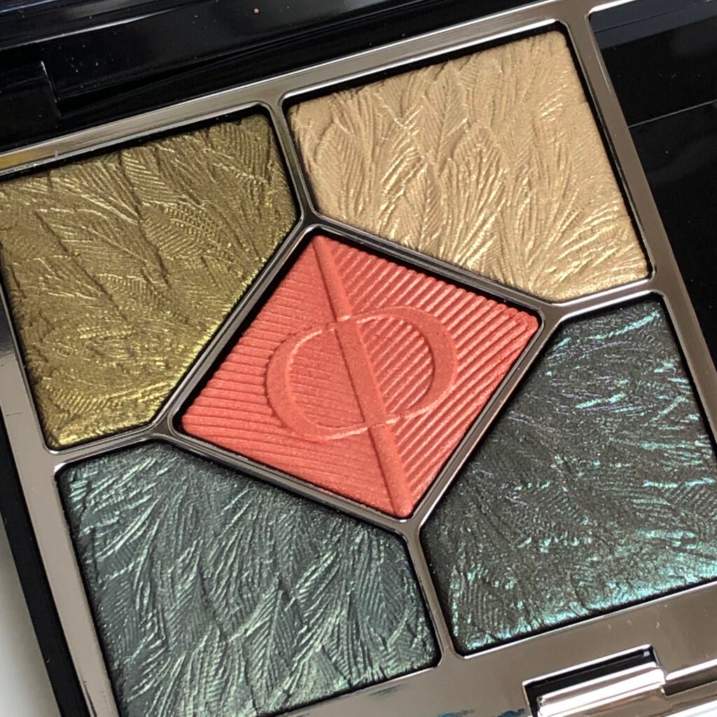 サンク クルール クチュール<バーズ オブ ア フェザー>/Dior/アイシャドウパレットを使ったクチコミ(2枚目)