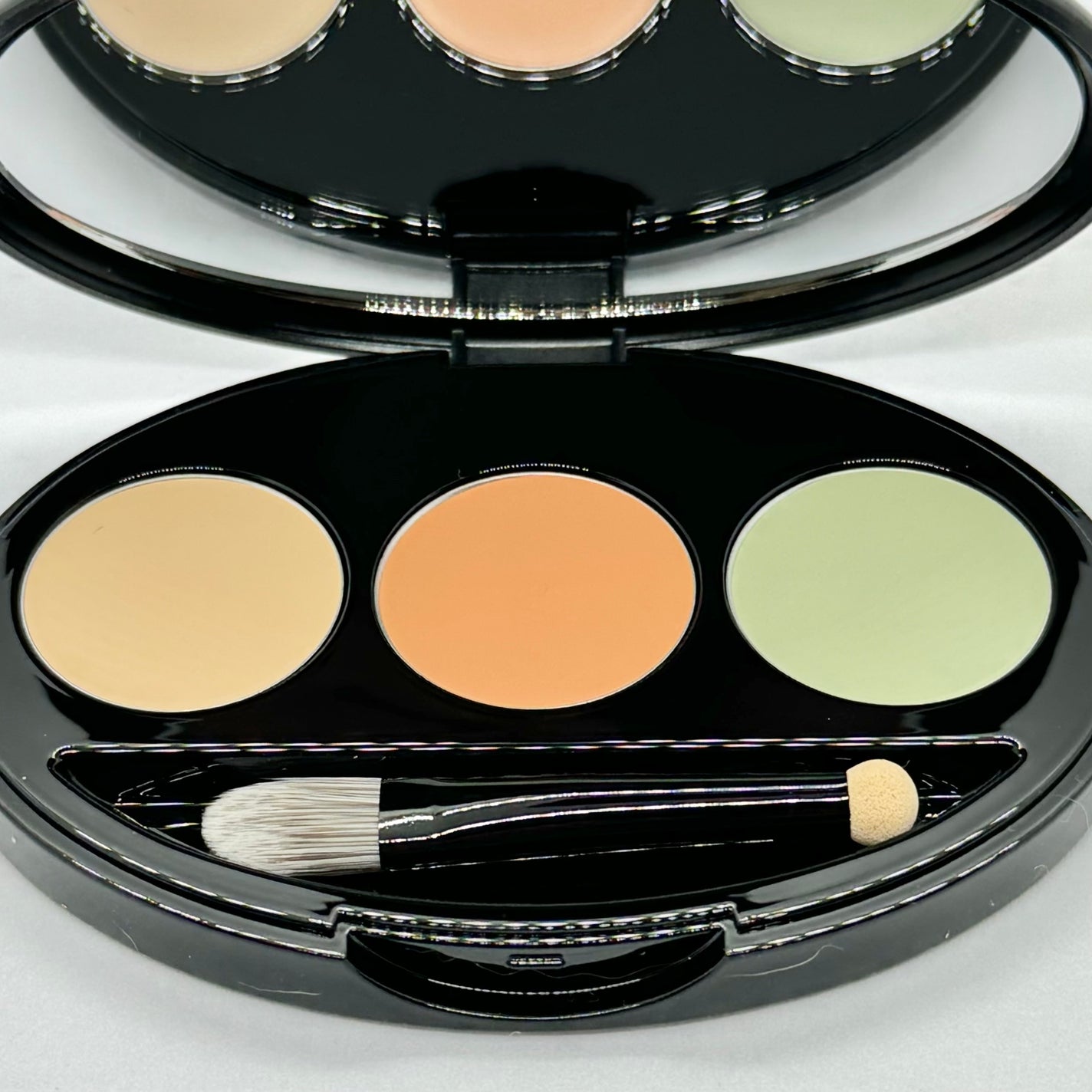 マスクフィット コンシーラーパレット/TIRTIR(ティルティル)/パレットコンシーラーを使ったクチコミ(3枚目)