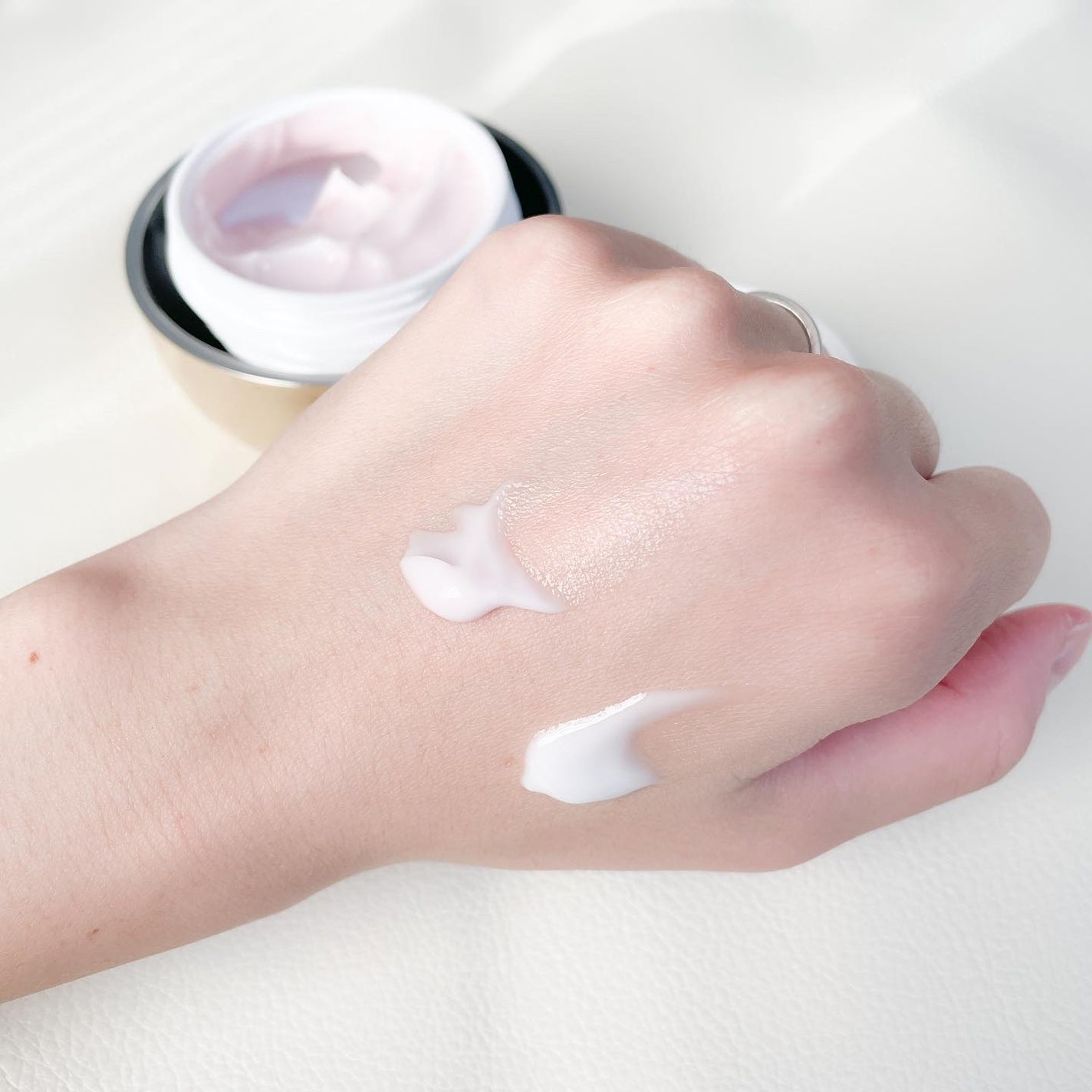 フェイシャル エッセンス クリームマスク/COCOCHI/フェイスクリームを使ったクチコミ(7枚目)