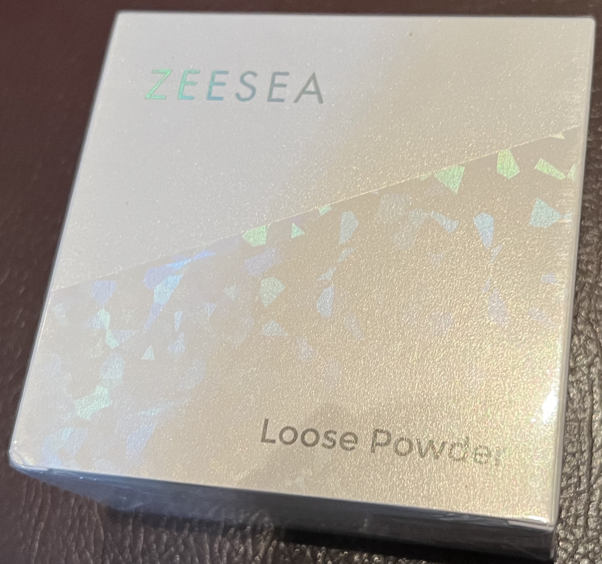ZEESEA 「ゼロ」粉感皮脂コントロールルースパウダー J00 モイスチャー水パウダー/ZEESEA/ルースパウダーを使ったクチコミ（3枚目）