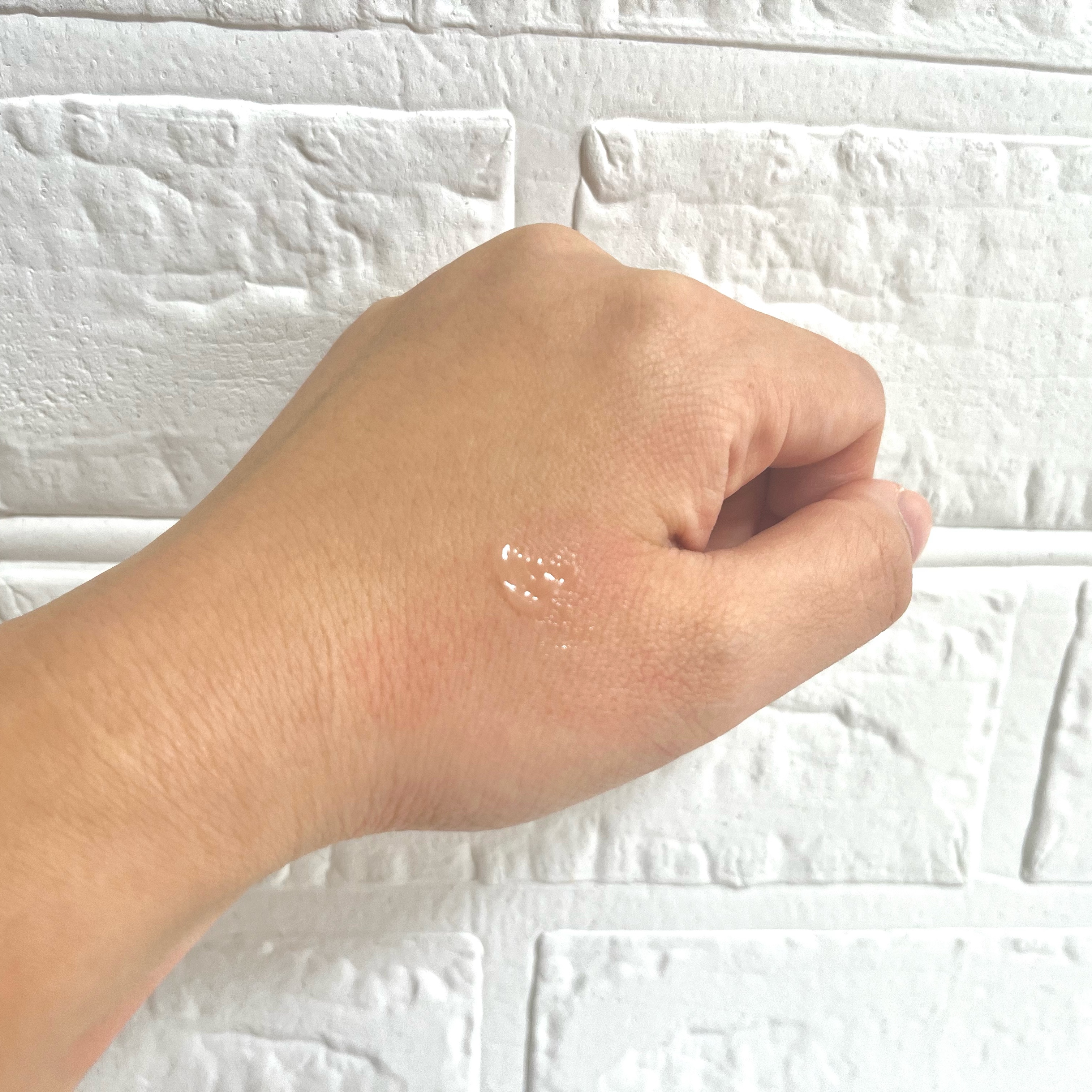 ナイトリップエッセンス/AYURA/リップ美容液を使ったクチコミ（3枚目）