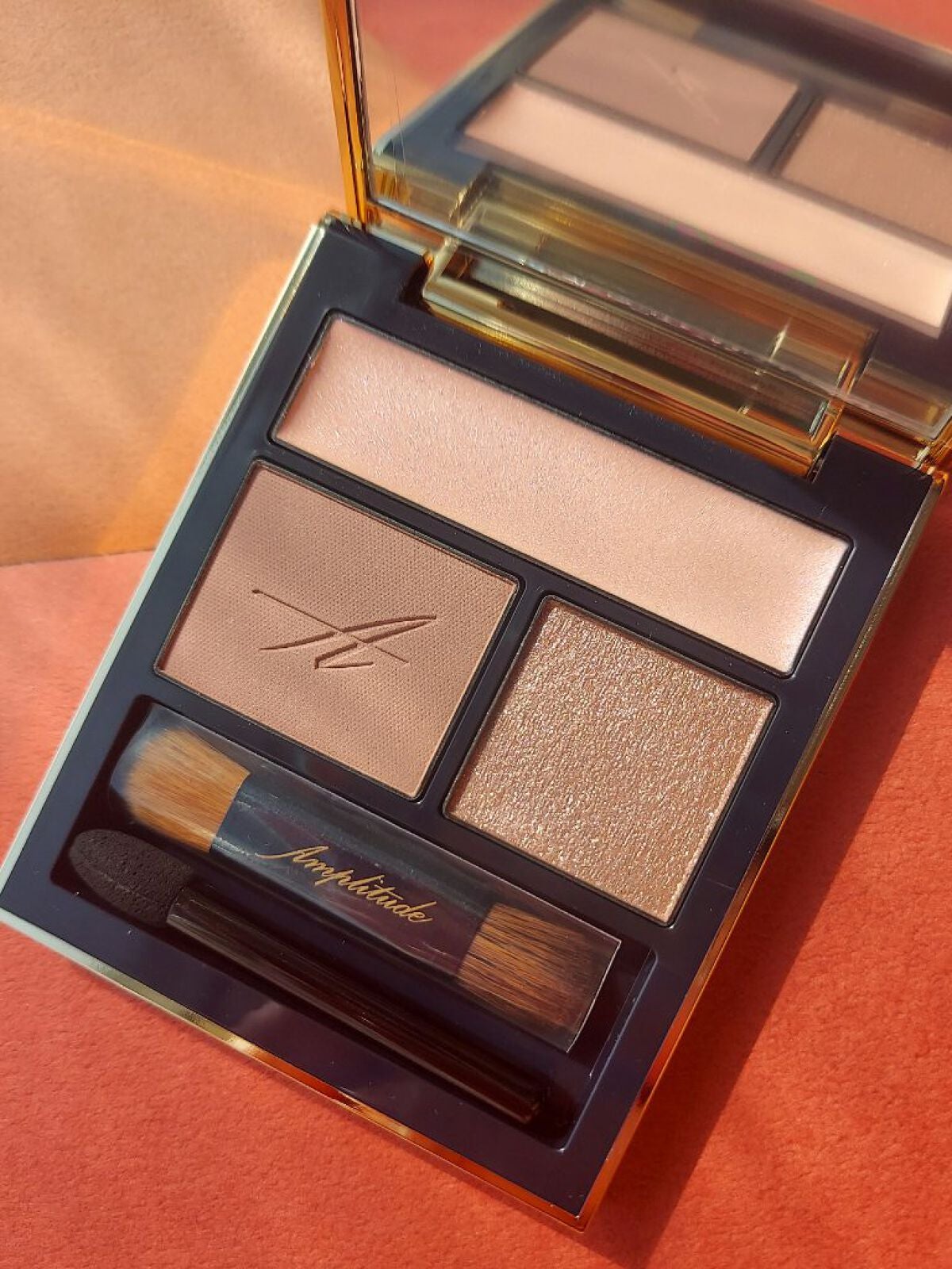 コンスピキュアス アイズ/Amplitude/アイシャドウパレットを使ったクチコミ(2枚目)