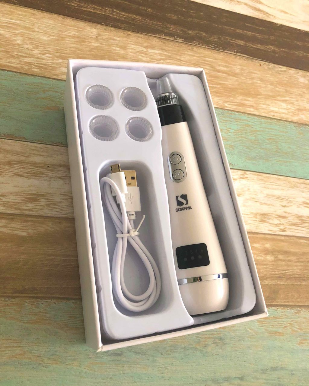 毛穴吸引クリーナー/美顔器・マッサージを使ったクチコミ（1枚目）