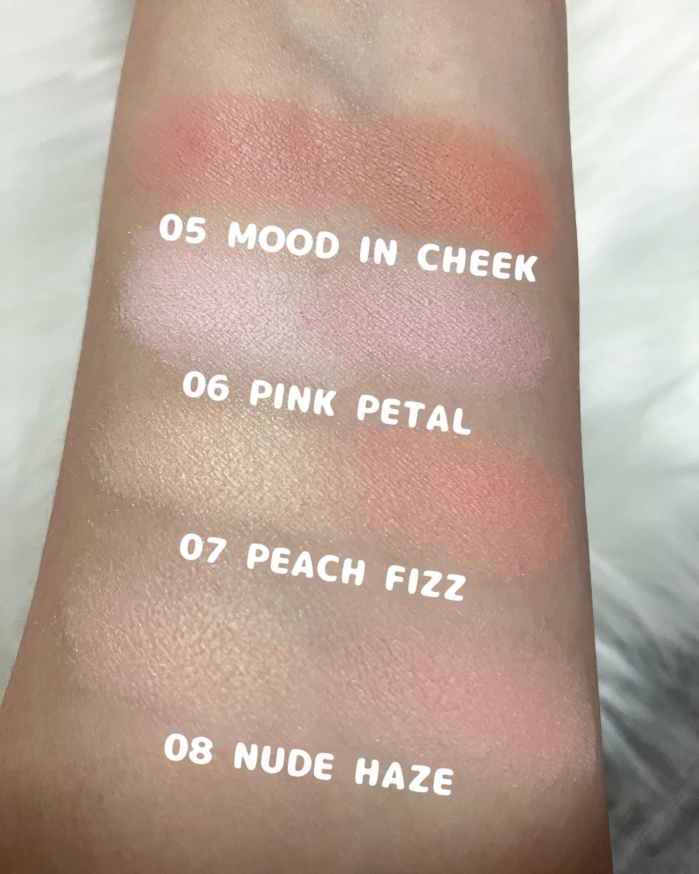 sakura on LIPS 「2aNのプロモーションに参加しています🎶デュアルチークとデュー..」(3枚目)