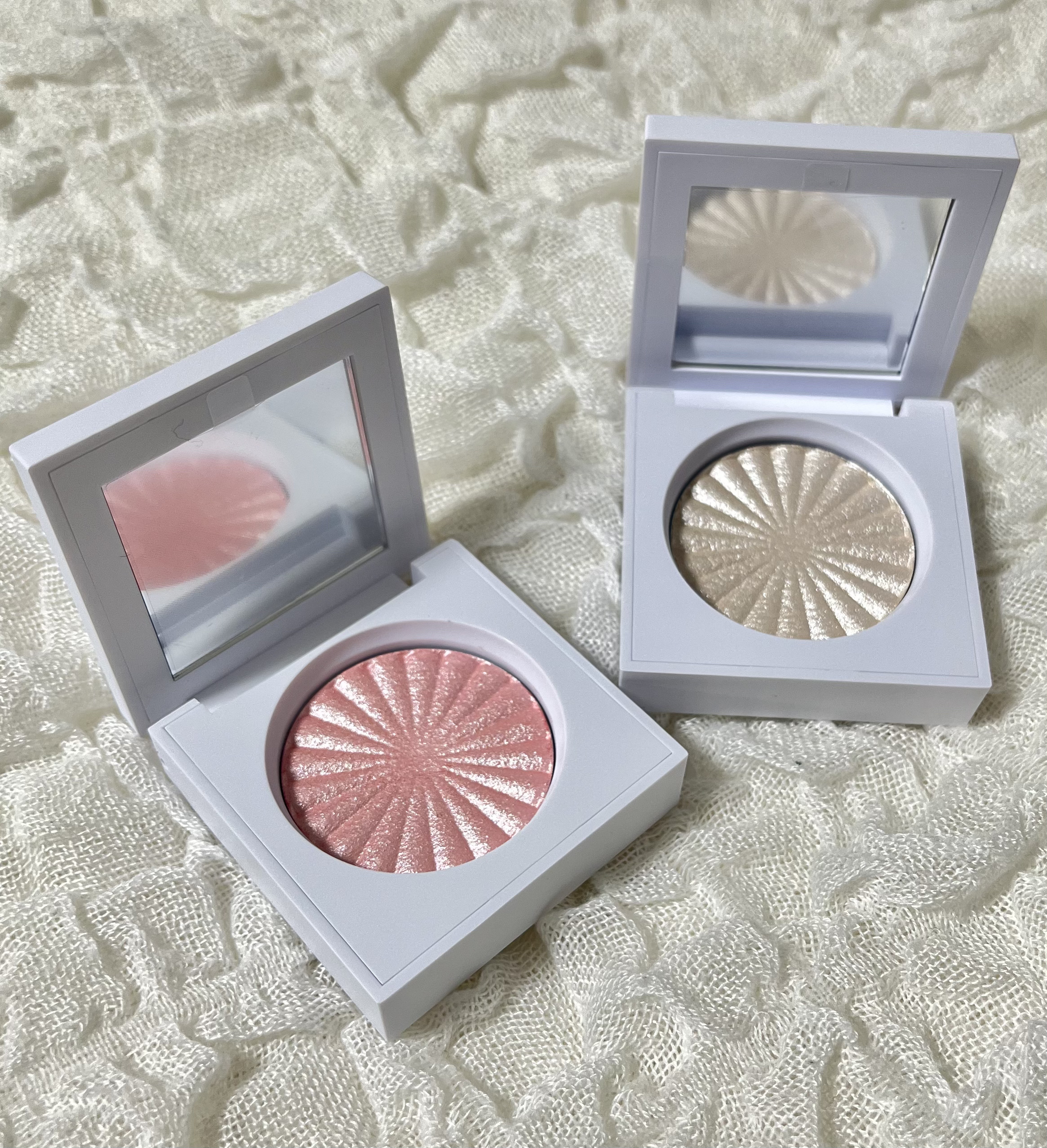 OFRA mini Highlighter/Ofra Cosmetics/パウダーハイライトを使ったクチコミ（2枚目）