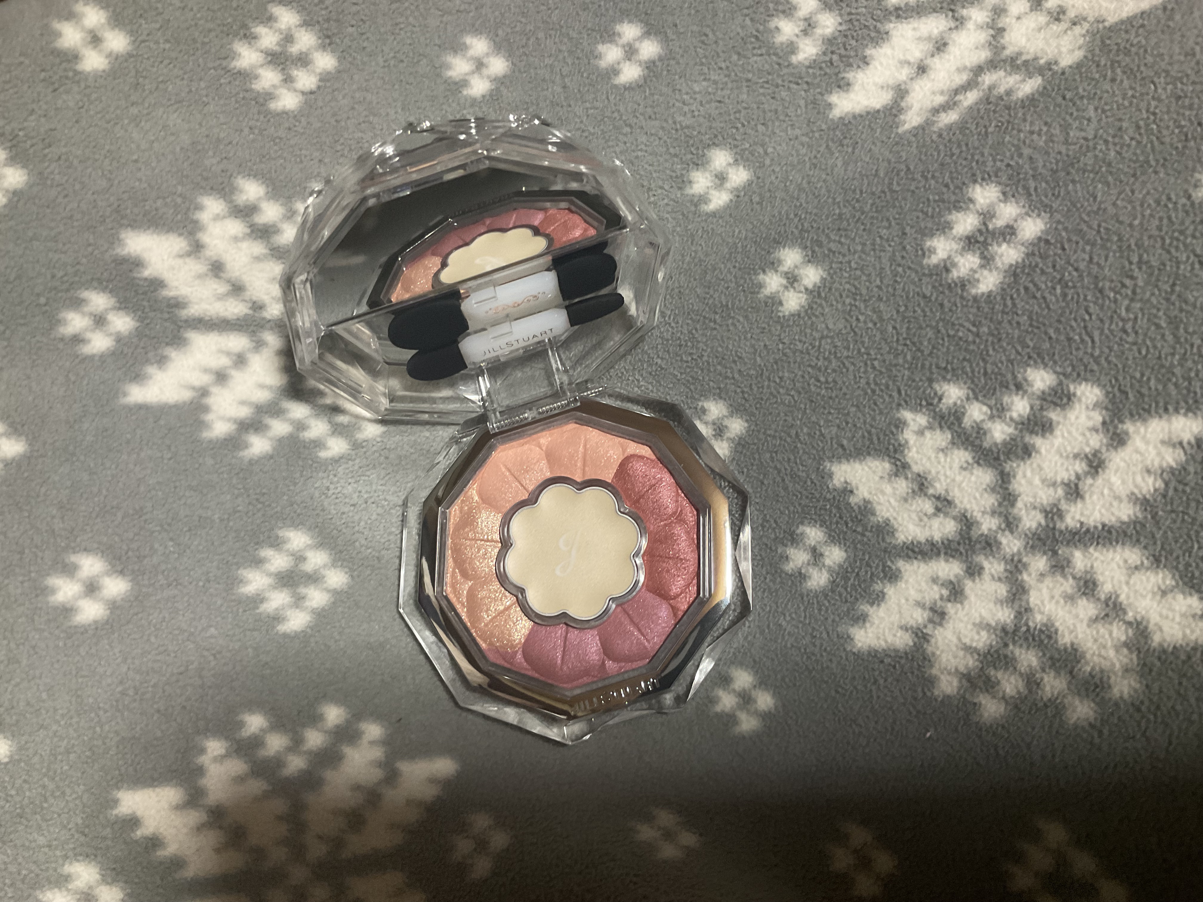 ジルスチュアート ブルームクチュール アイズ 26 evening dandelion/JILL STUART/アイシャドウパレットを使ったクチコミ（2枚目）