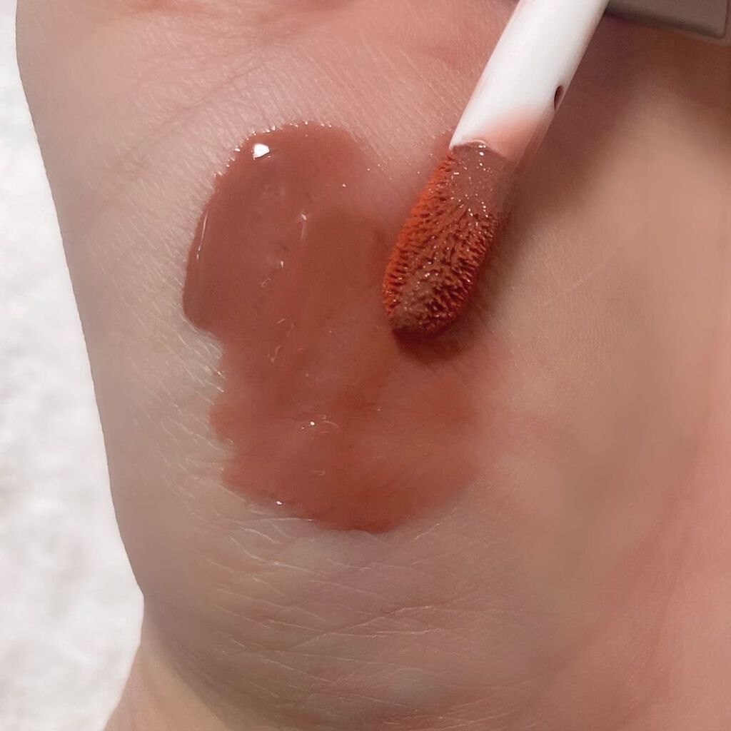 コンフォート リップオイル インテンス/CLARINS/リップグロスを使ったクチコミ（3枚目）