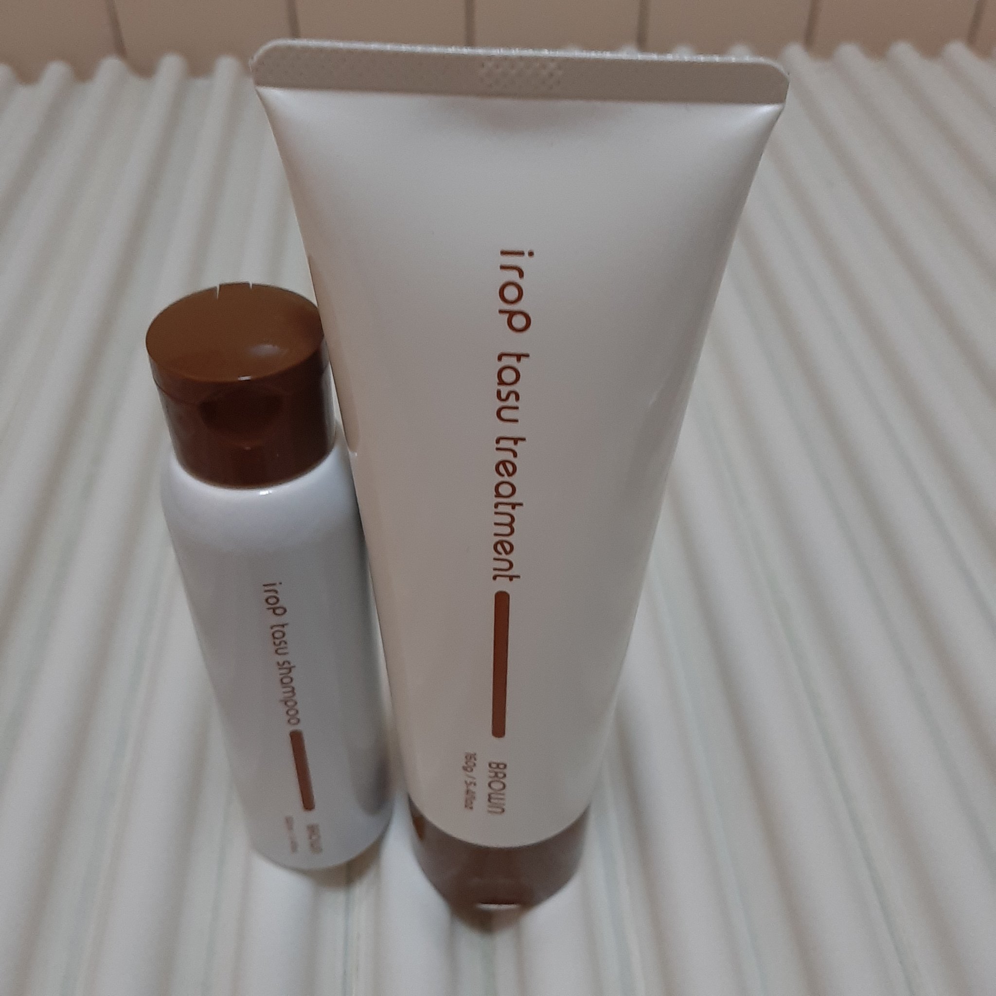 イロップ タス シャンプー/トリートメント トリートメント／ BROWN（ブラウン）/irop/市販シャンプーを使ったクチコミ（1枚目）