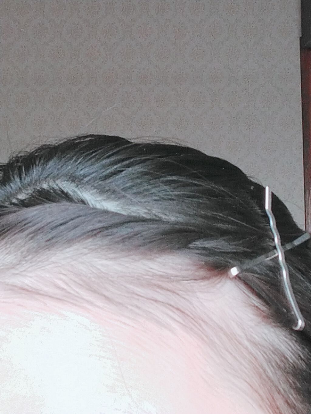 ひまわり on LIPS 「今回は、簡単にできる前髪のヘアアレンジをご紹介します!本当に簡..」(1枚目)