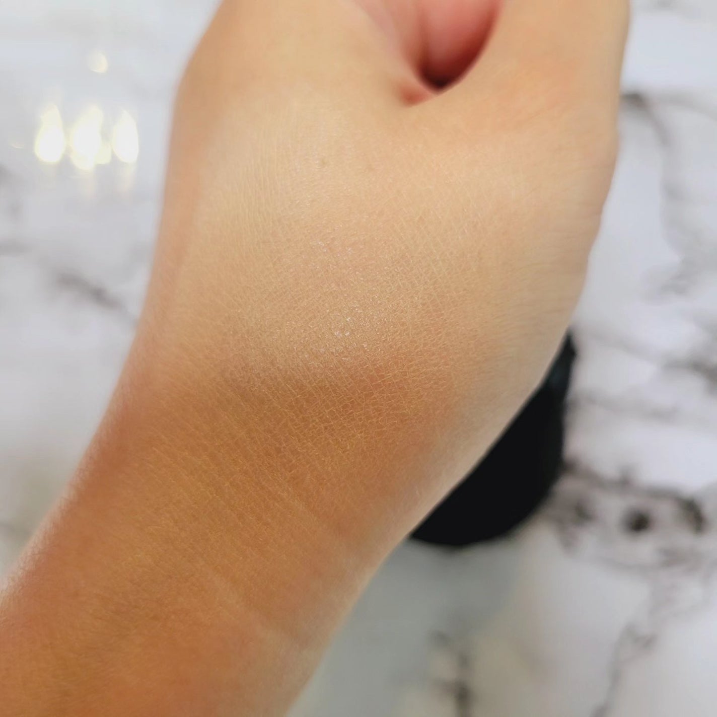 空 on LIPS 「鉛筆削りファンデ、って知ってますか?鉛筆削りのようにファンデー..」(3枚目)