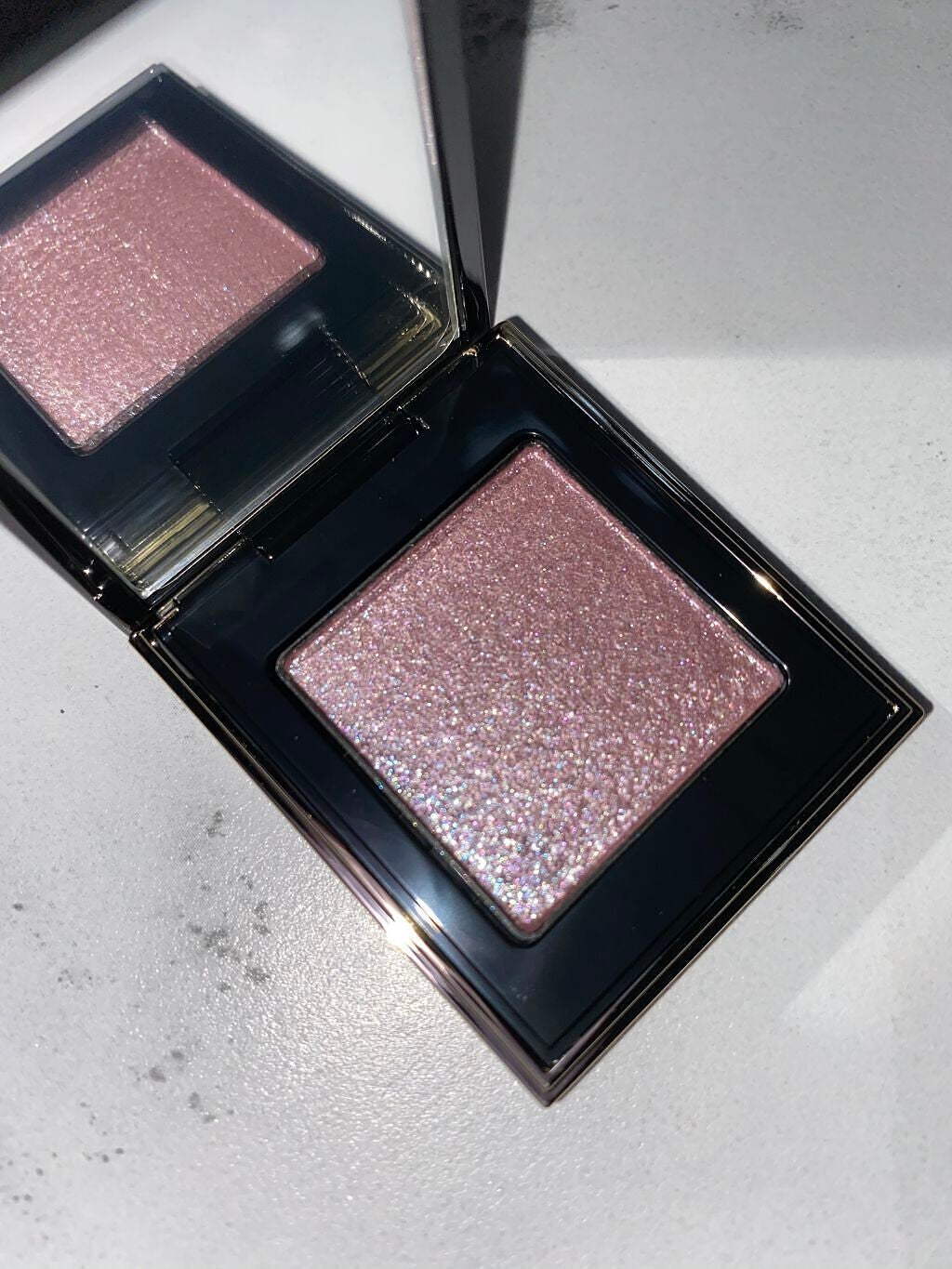 トーン タッチ アイズ/SUQQU/単色アイシャドウを使ったクチコミ(1枚目)