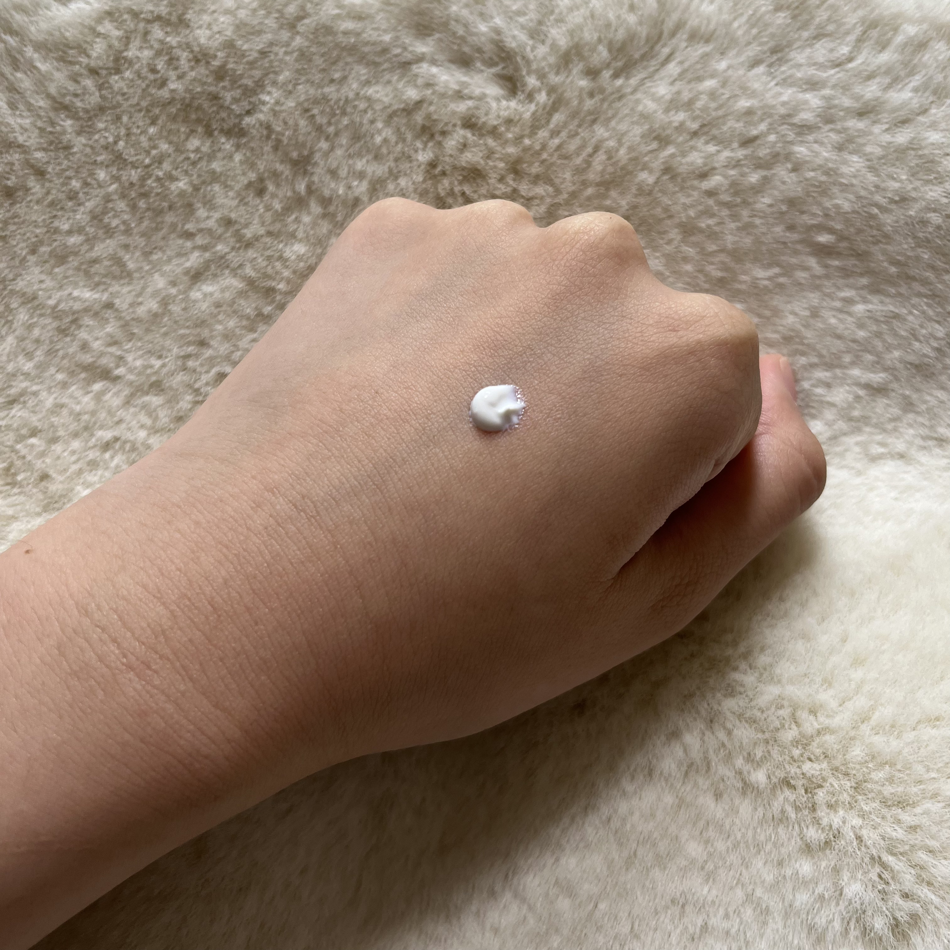 モイスチャーUV　マイルドジェル　N/アネッサ/日焼け止めジェルを使ったクチコミ（3枚目）