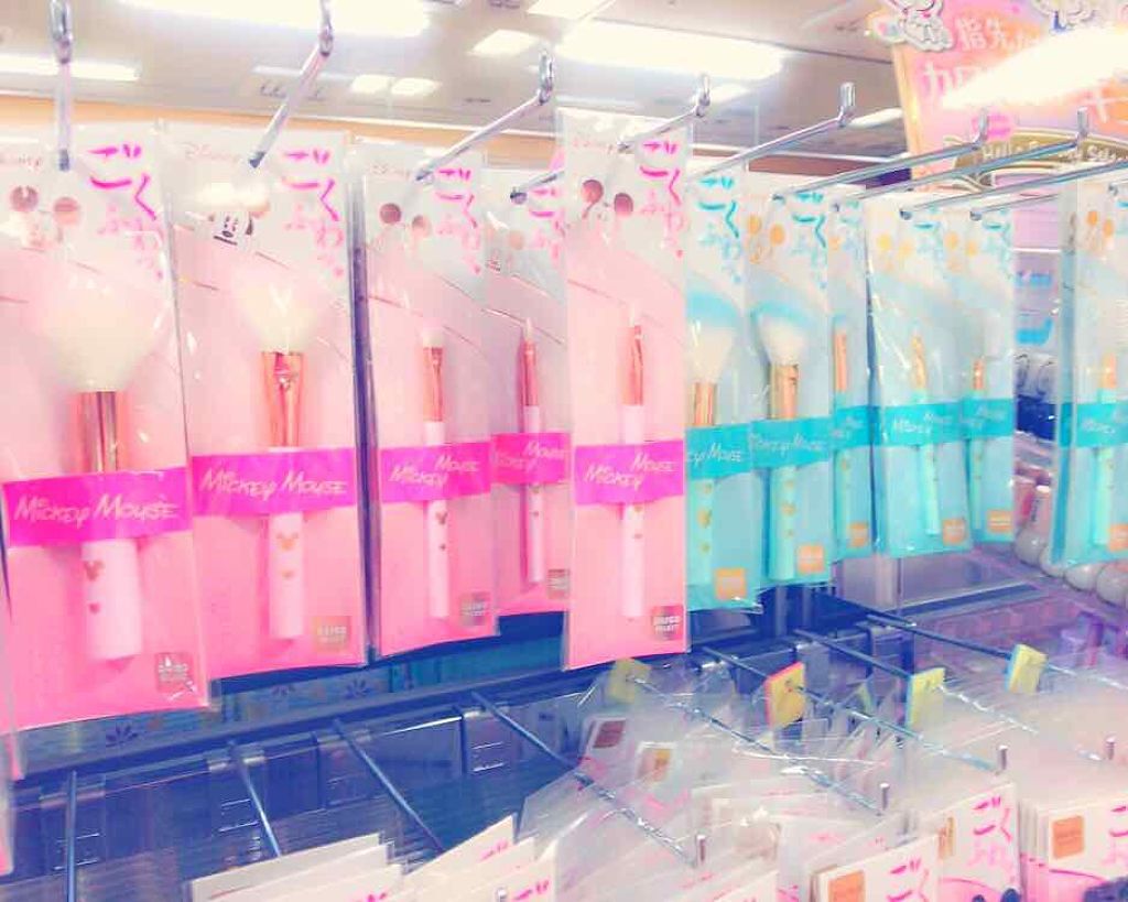 ごくふわっ ミッキーブラシ/DAISO/メイクブラシを使ったクチコミ(2枚目)