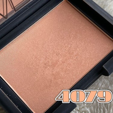 ブラッシュ 4079/NARS/パウダーチークを使ったクチコミ（2枚目）