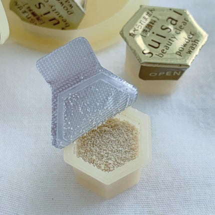 スイサイ ビューティクリア ゴールド パウダーウォッシュ/suisai/洗顔パウダーを使ったクチコミ(4枚目)