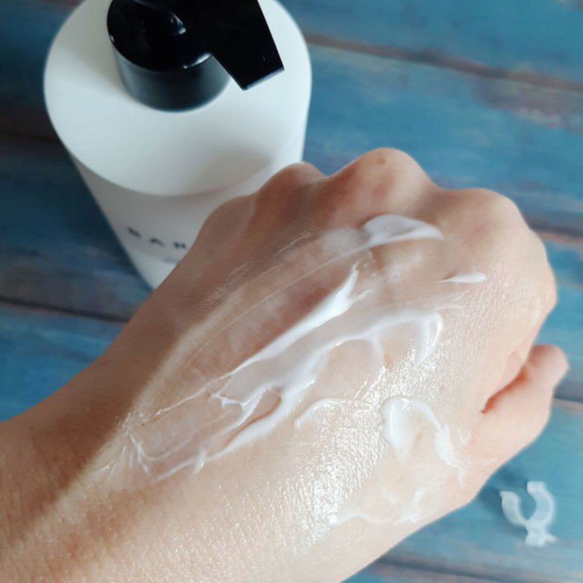 プレミアムボディクリーム at bath time/BARTH/ボディクリームを使ったクチコミ(3枚目)