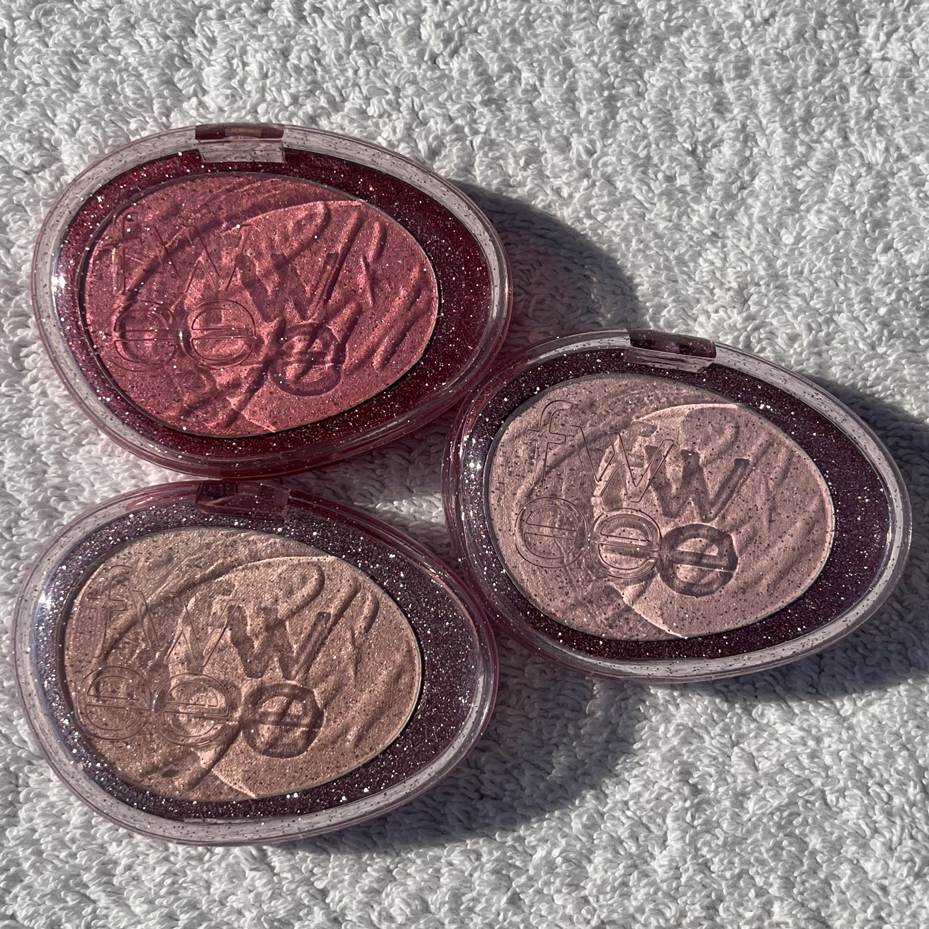 フィー グリッツストーンハイライター/fwee/パウダーハイライトを使ったクチコミ（1枚目）