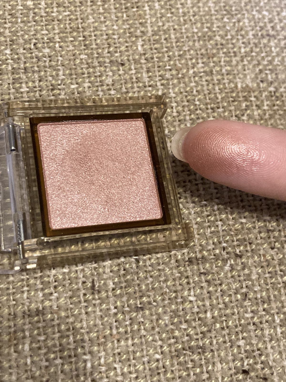 アイプランナー/excel/単色アイシャドウを使ったクチコミ（2枚目）