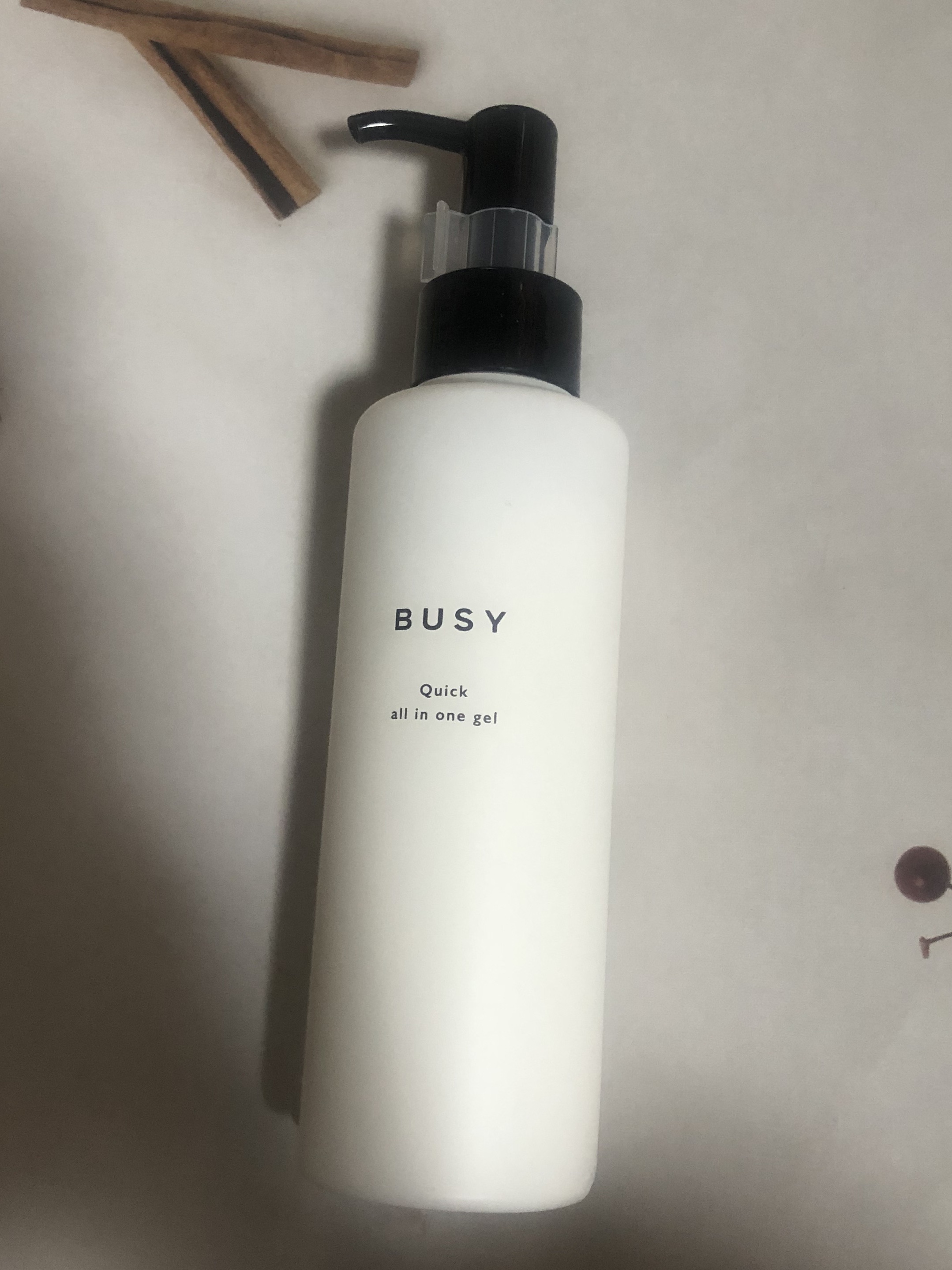 ビジー クイック オールインワンジェル/BUSY/オールインワン化粧品を使ったクチコミ（1枚目）