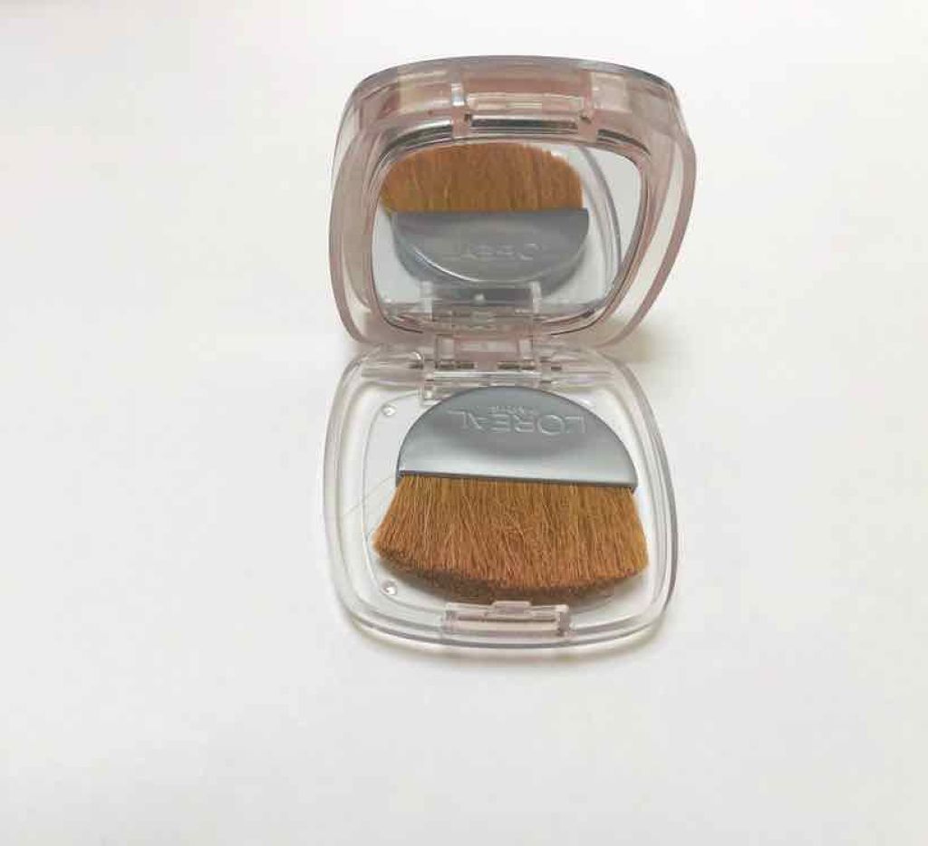 ルーセントマジック パウダーブラッシュ/ロレアル パリ/パウダーチークを使ったクチコミ（3枚目）