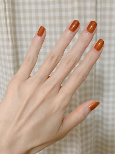 ♡きらめく蜜柑ネイル♡

年末ですね、、！
今年度最後の投稿です💅🏻
今回はいちおしのとっても可愛い蜜柑色ネイルを紹介します🍊


🌟使ったもの
ネイルエス 飴色蜜柑
　

Twitterなどで素敵コス