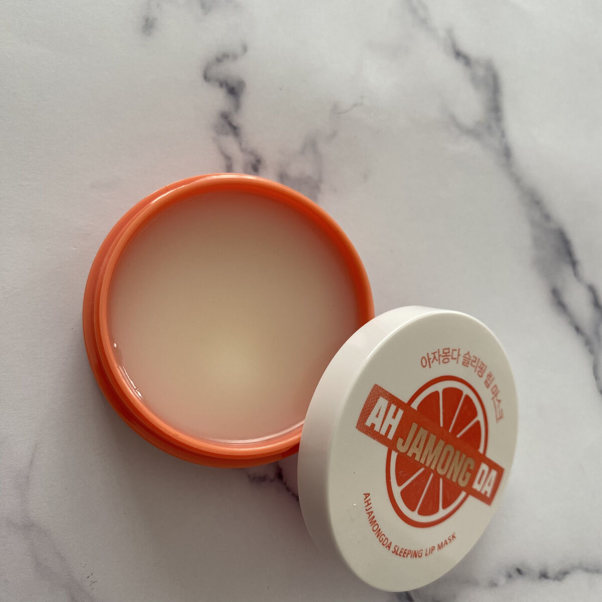 グレープフルーツスリーピングリップマスク/CORINGCO/リップバームを使ったクチコミ（3枚目）