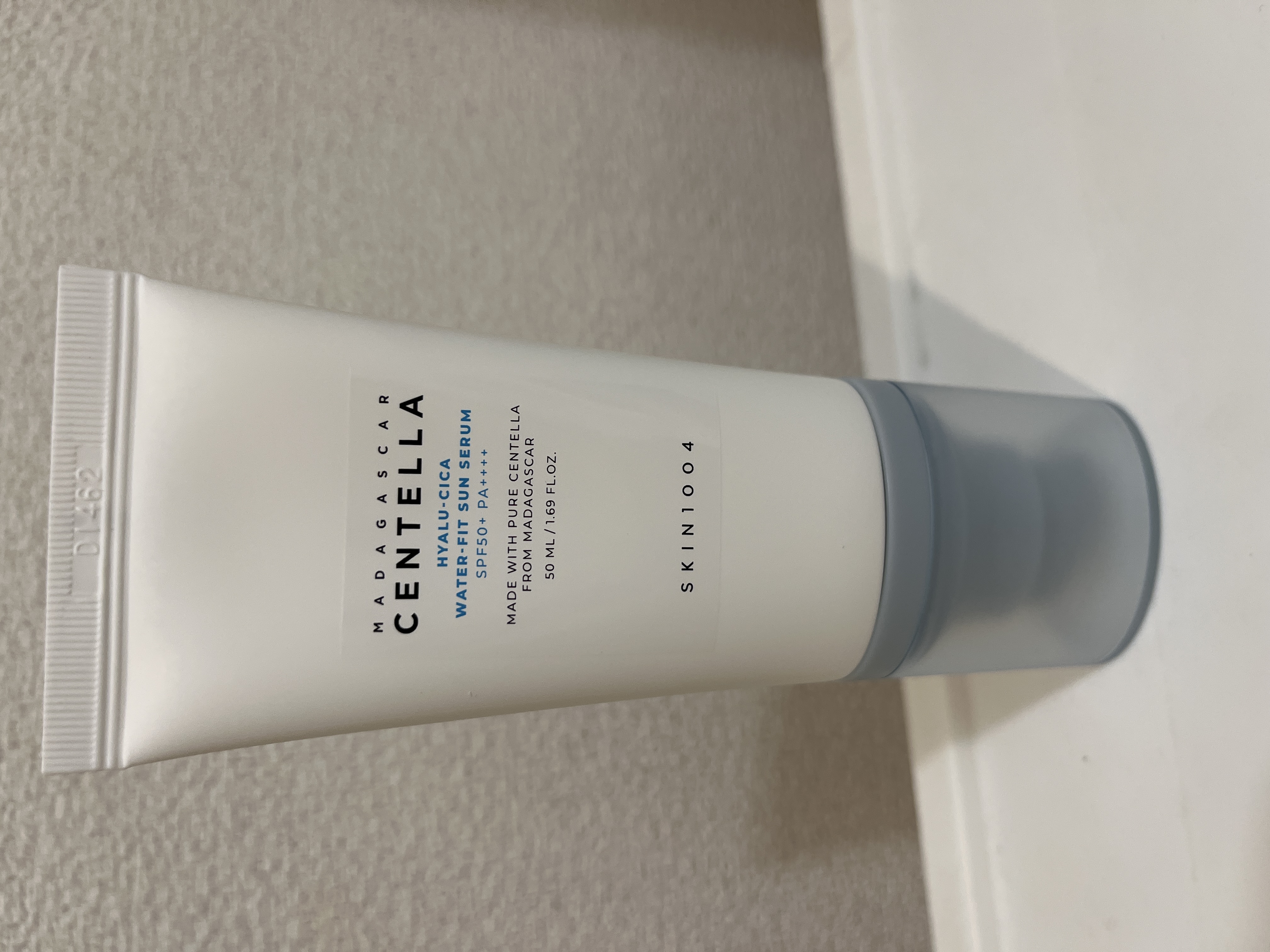 ヒアルーシカ ウォーターフィット サンセラム/SKIN1004/日焼け止めローションを使ったクチコミ（1枚目）