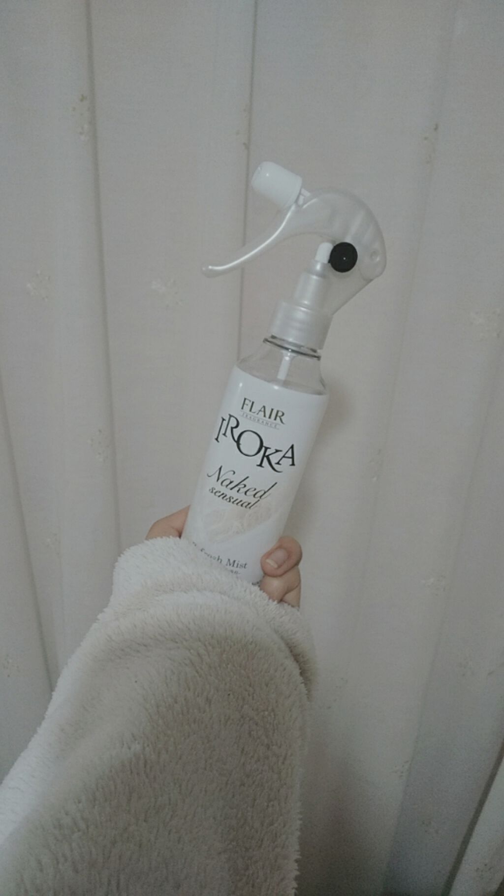 ラスティンググロスリップ/CEZANNE/口紅を使ったクチコミ(4枚目)