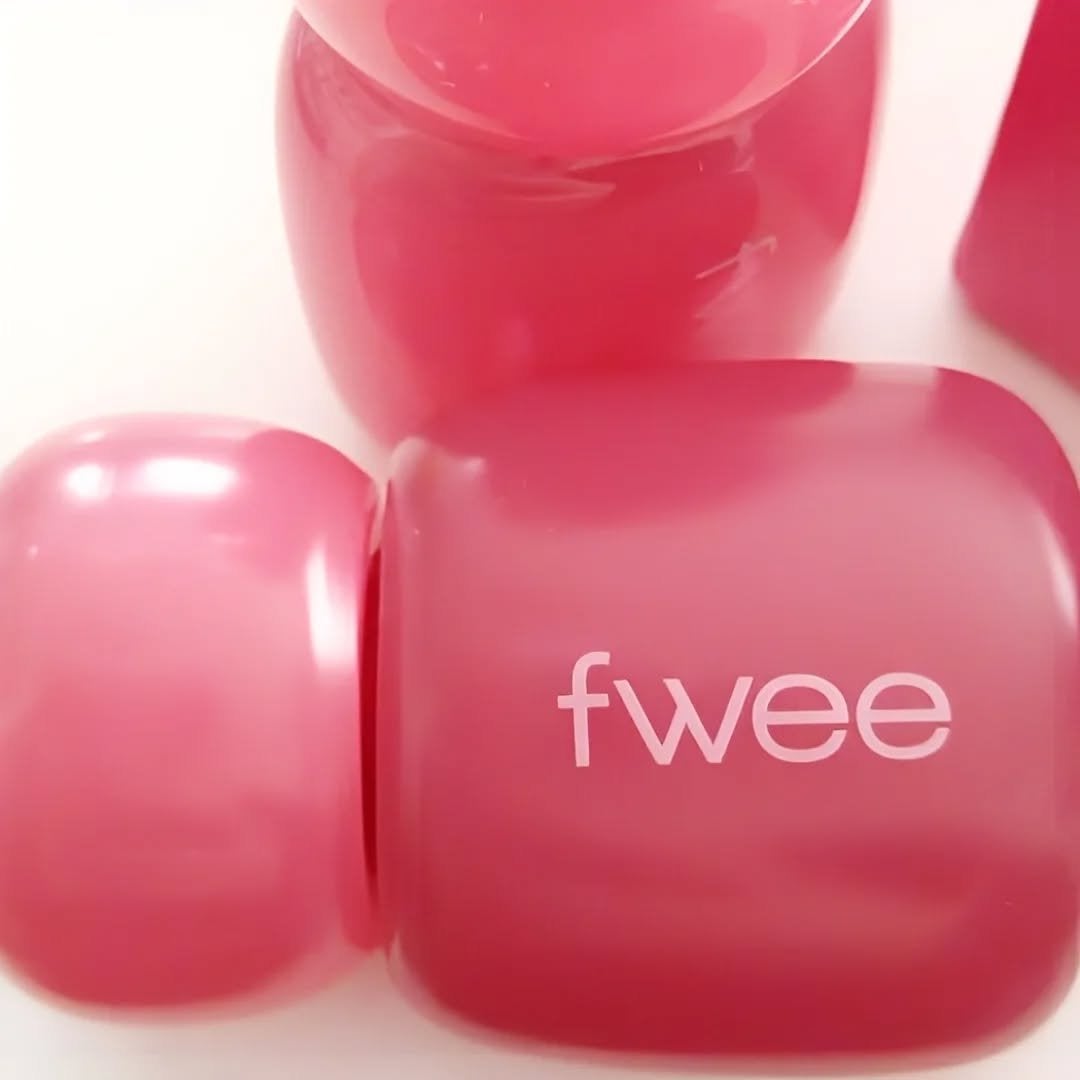 フィー ピンクオブセッションステイフィットティント/fwee/リップティントを使ったクチコミ(10枚目)