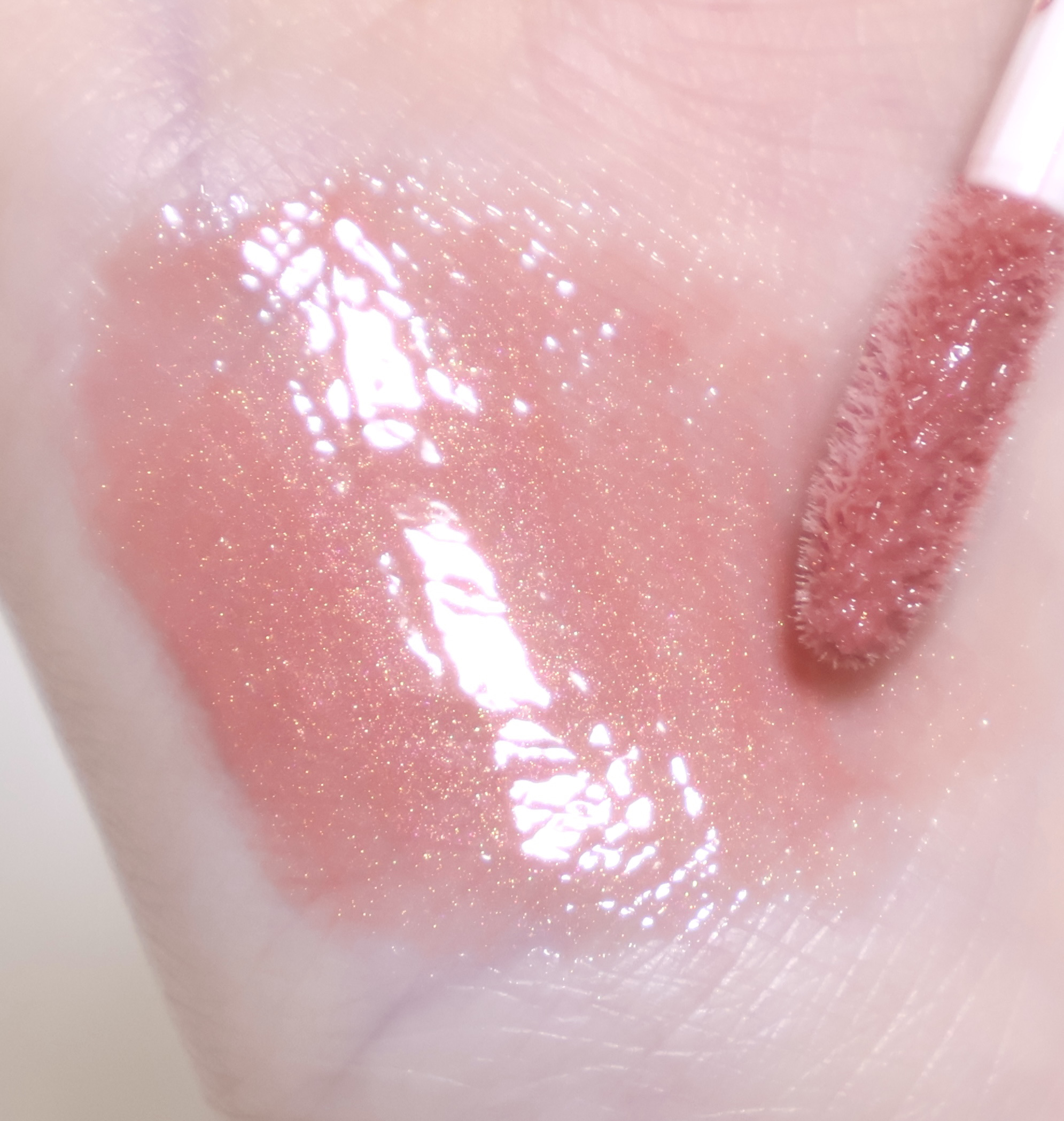 リキッドグロウルージュ BE-02/media/リップグロスを使ったクチコミ（1枚目）