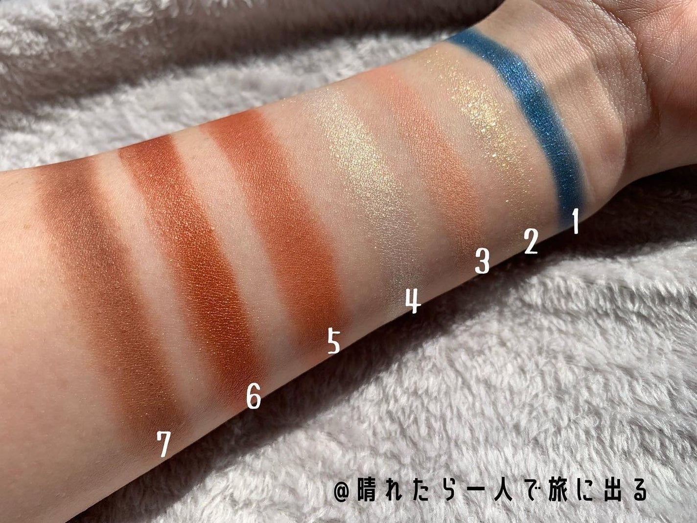 金銀蝶影浮彫彩粧盤 (マルチパレット)/花西子/マルチパレットを使ったクチコミ(4枚目)