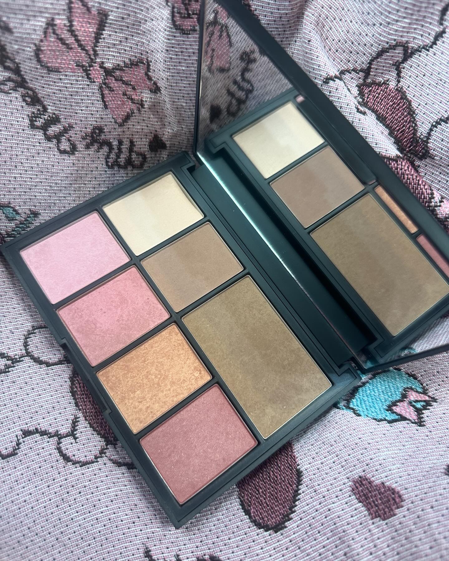 ワンショッキングモーメント/NARS/メイクアップキットを使ったクチコミ（1枚目）