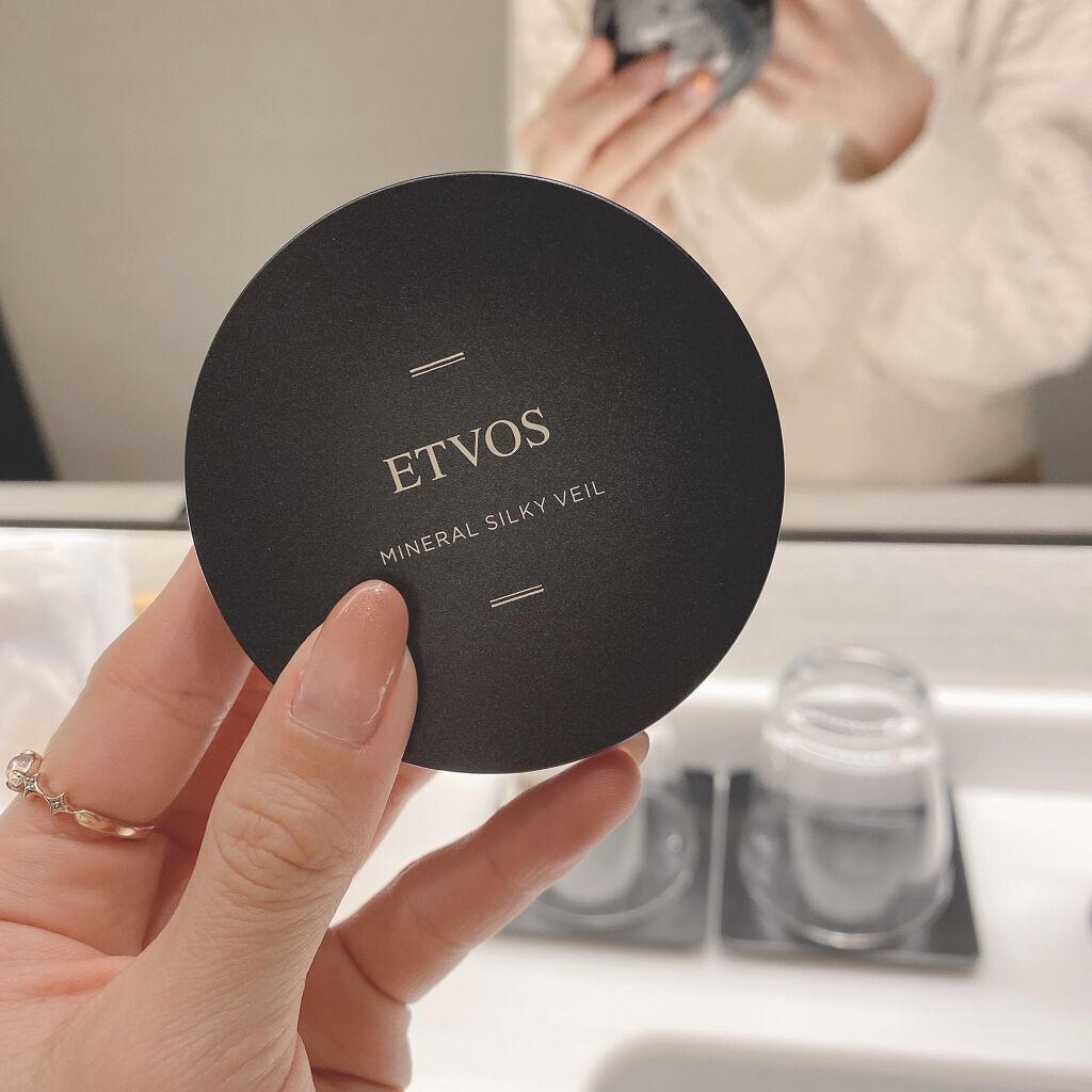 ミネラルシルキーベール/エトヴォス/プレストパウダーを使ったクチコミ（1枚目）
