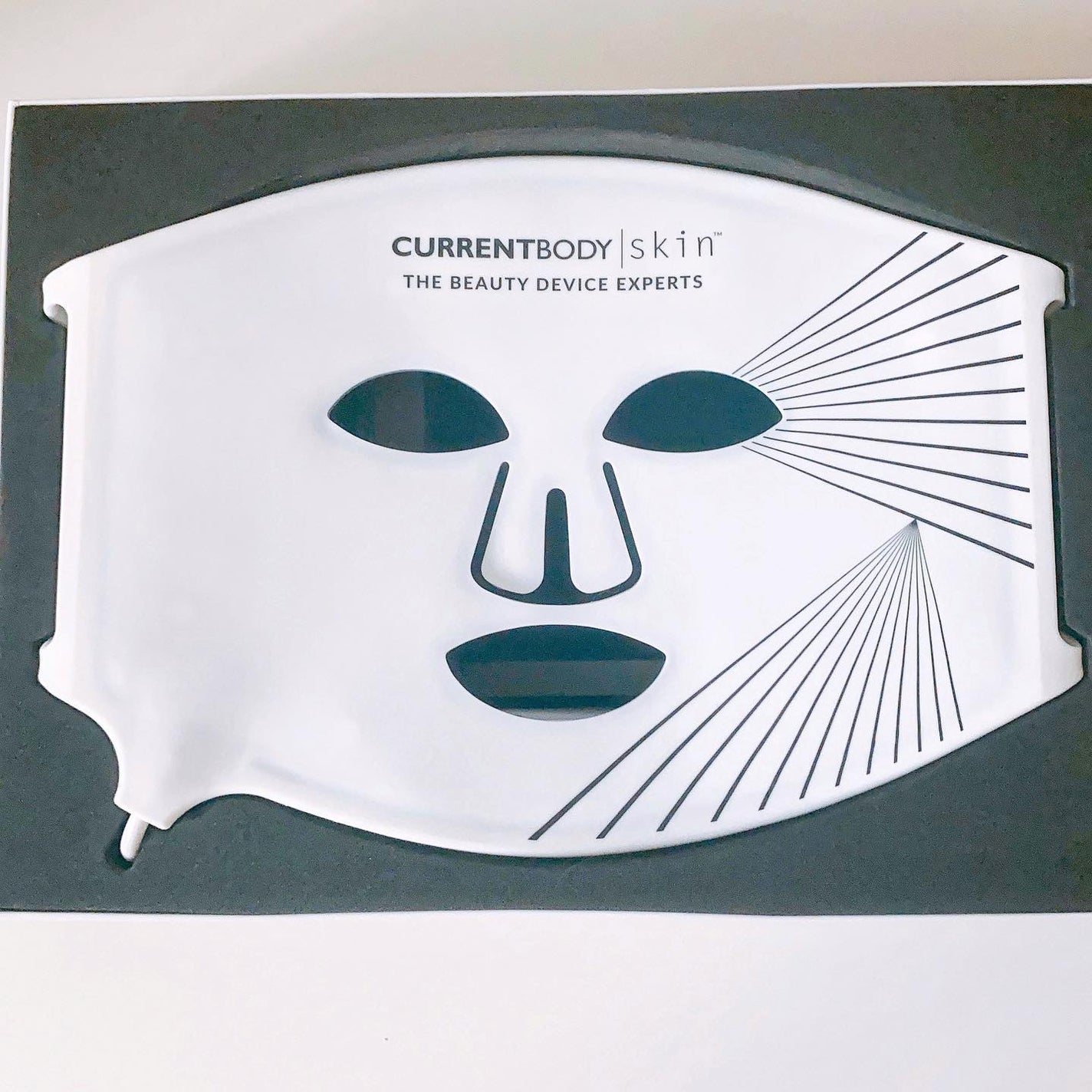 CurrentBody skin LEDライトセラピーマスク/CurrentBody/美顔器・マッサージを使ったクチコミ(2枚目)