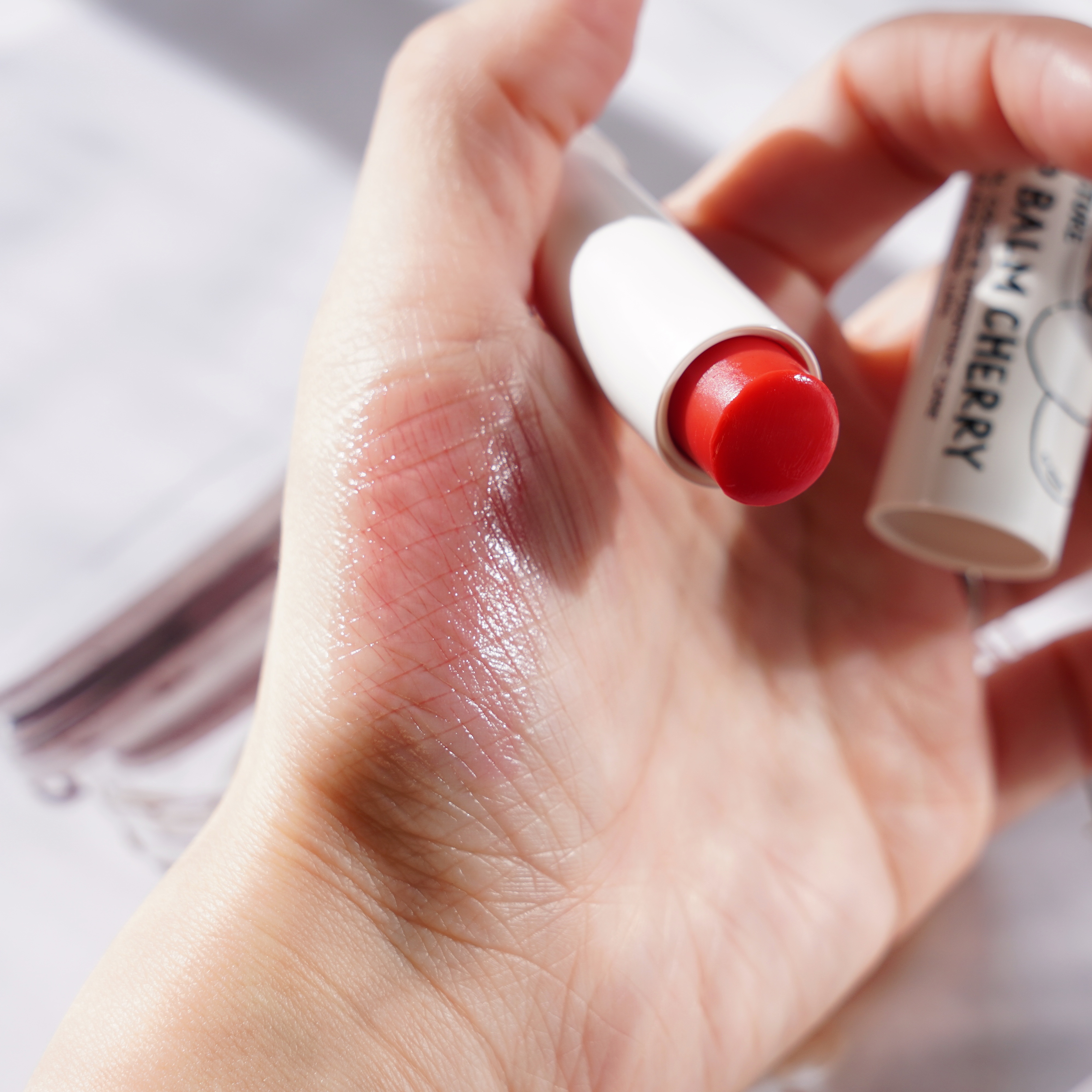 モイスチャーリップバーム チェリー/VT/リップバームを使ったクチコミ（2枚目）