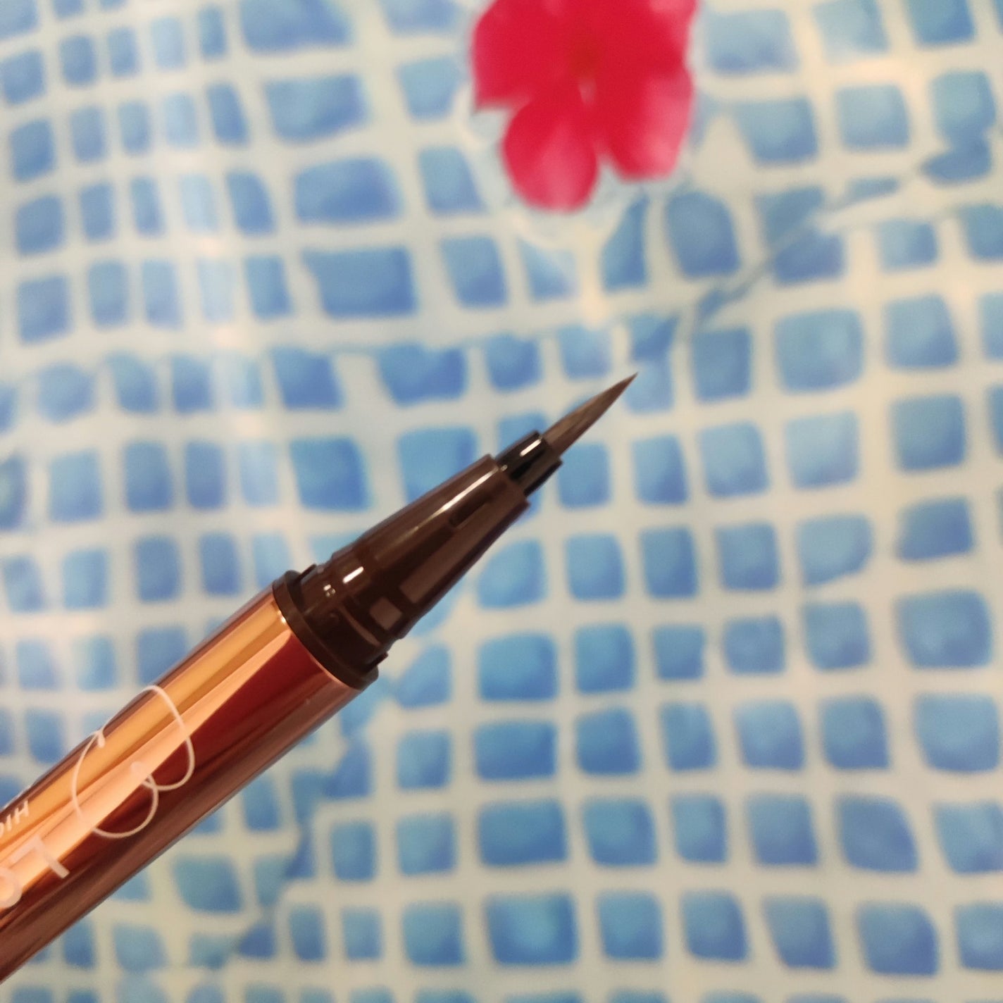 リキッドアイライナーR4/ラブ・ライナー/リキッドアイライナーを使ったクチコミ(2枚目)