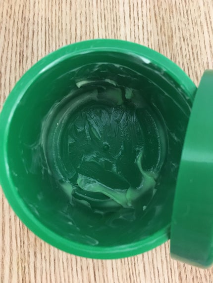 S SELECT アロエエキス配合スキンクリームのクチコミ「今月の使い切りコスメ。
S SELECT アロエエキス配合スキンクリームを使い切りました
.....」(1枚目)