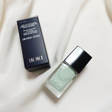 ディオール ヴェルニ/Dior/マニキュアを使ったクチコミ(2枚目)