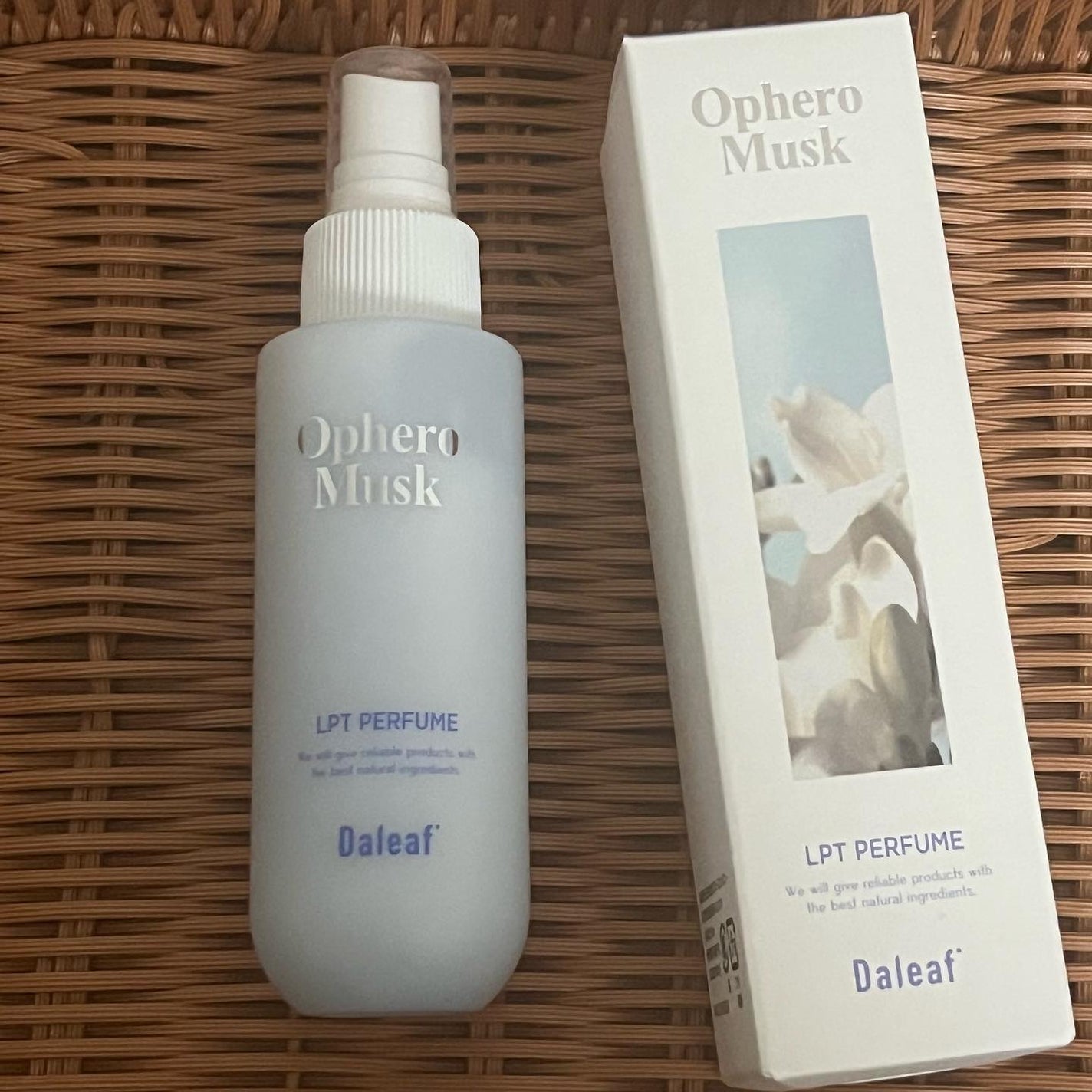 パフュームヘアパックインミスト Ophero Musk/Daleaf/アウトバストリートメントを使ったクチコミ(1枚目)