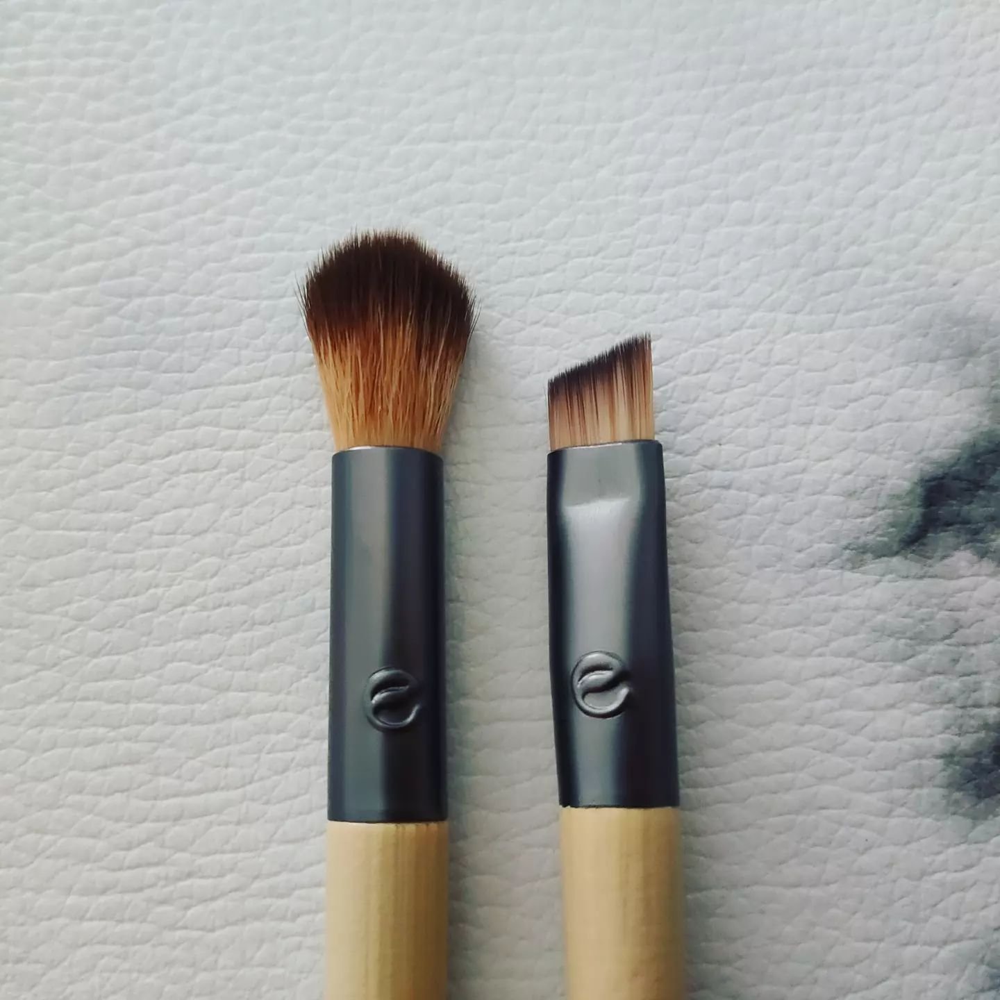 美しく1日を始めるブラシセット/EcoTools/メイクブラシを使ったクチコミ（3枚目）