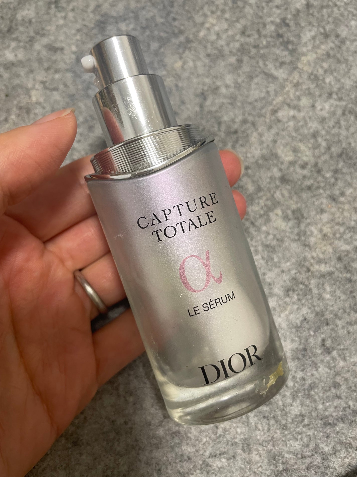 ゆきまろ✳︎フォロバします♪ on LIPS 「一本使い切りまひた【Diorカプチュールトータルルセラム】幹細..」(1枚目)