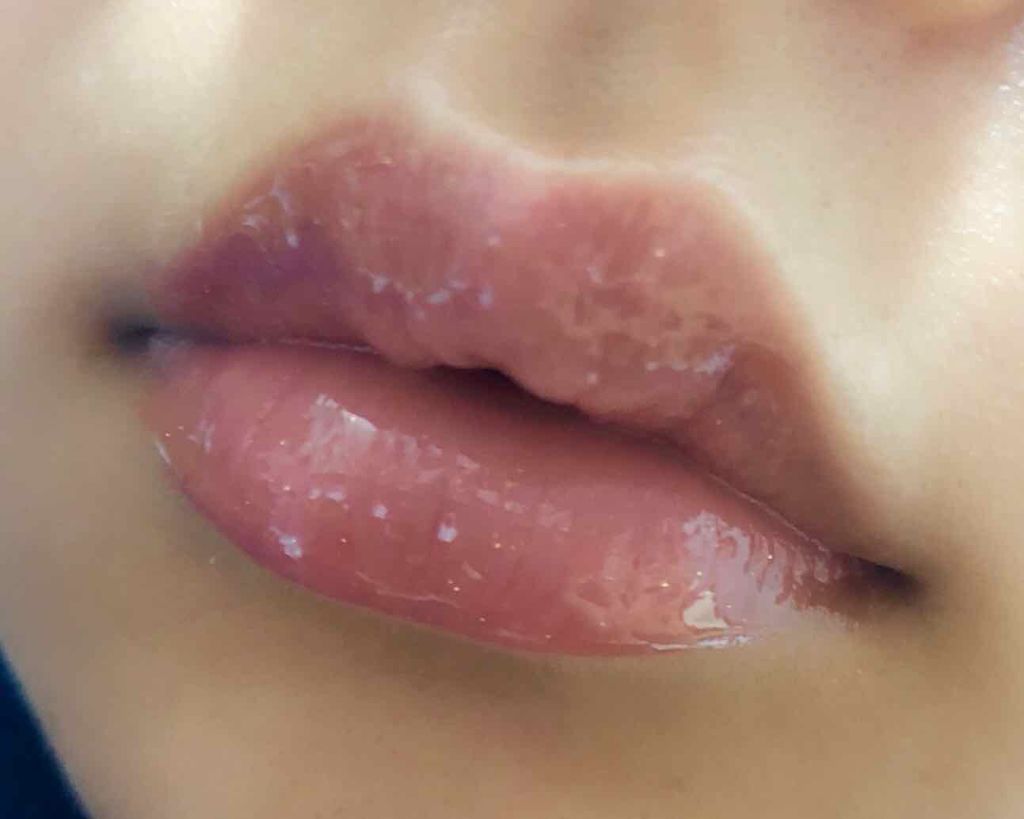 コンフォート リップオイル /CLARINS/リップグロスを使ったクチコミ（3枚目）