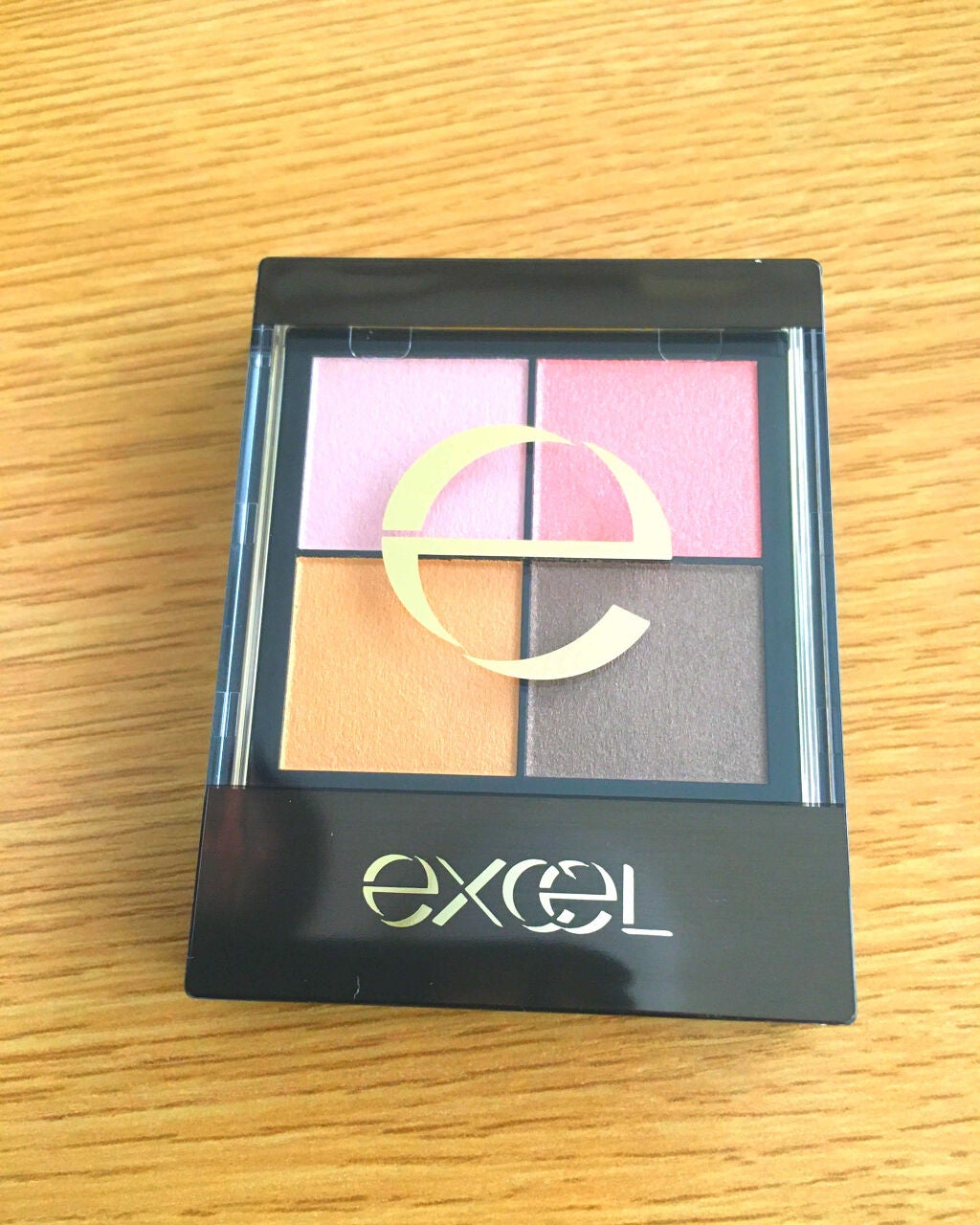 リアルクローズシャドウ/excel/アイシャドウパレットを使ったクチコミ(1枚目)