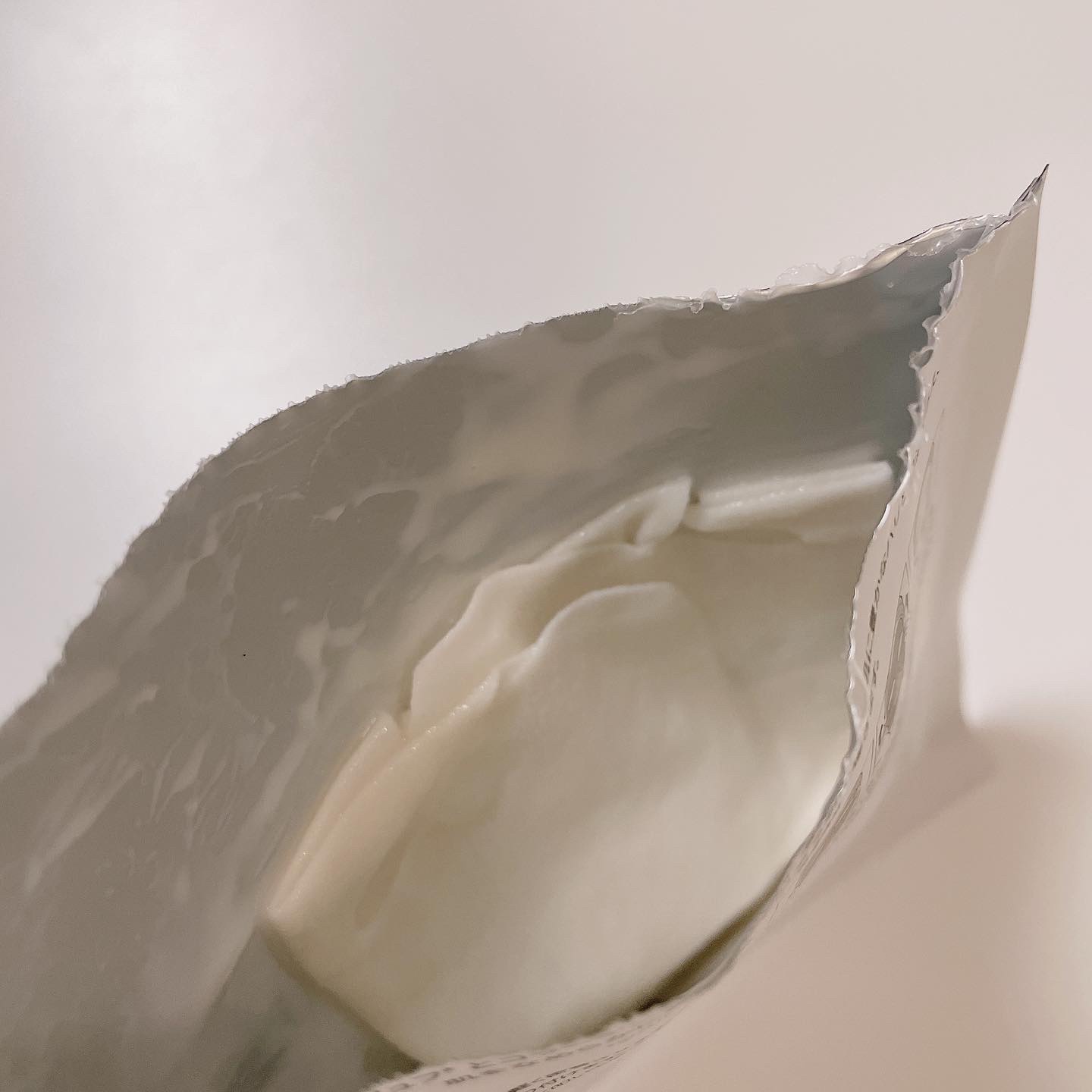 ホワイトトリュフナリシングトリートメントマスク/ダルバ/シートマスク・パックを使ったクチコミ（3枚目）