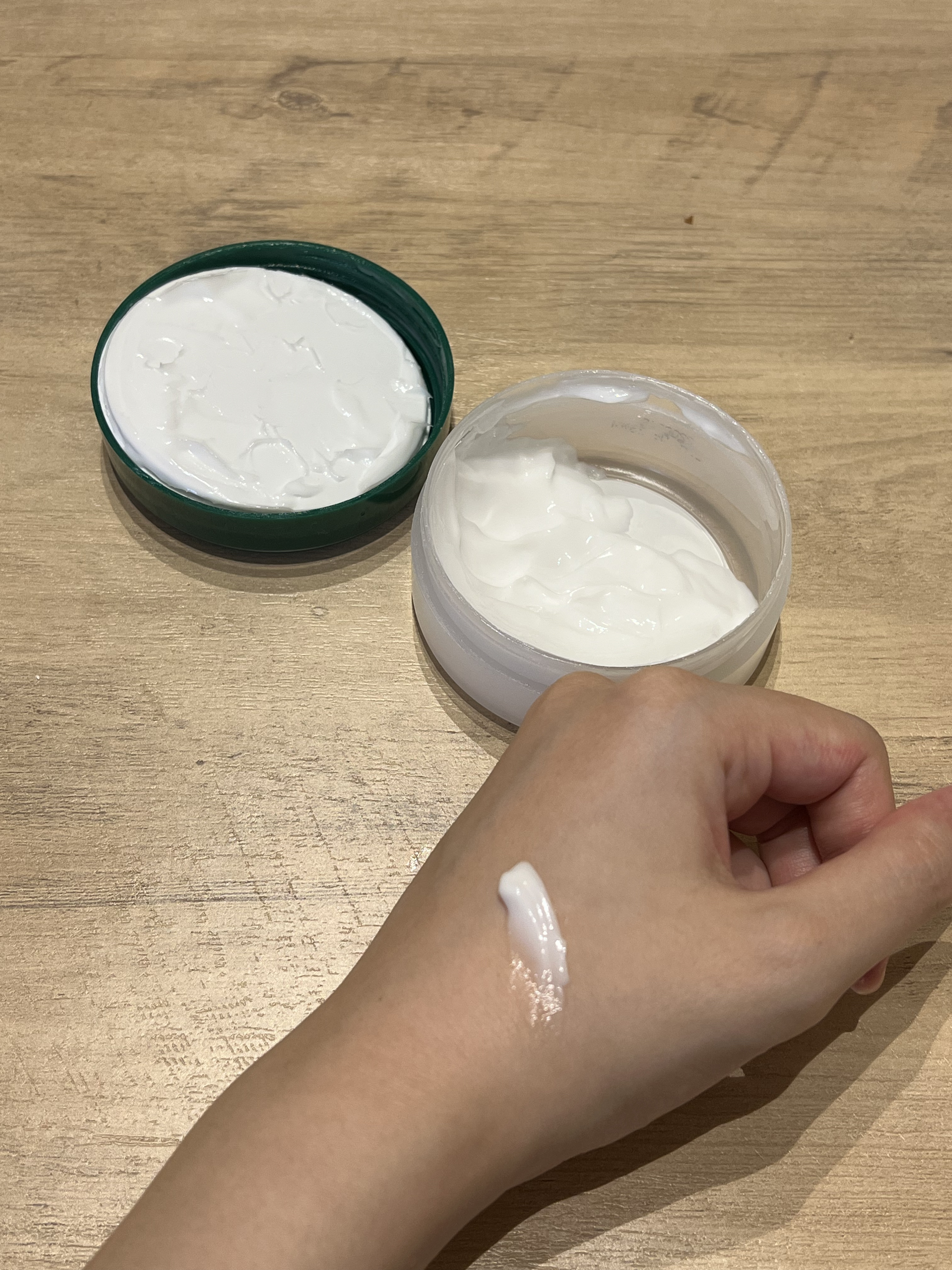 ゴウンバル クリーム/3WB/レッグ・フットケアを使ったクチコミ（2枚目）