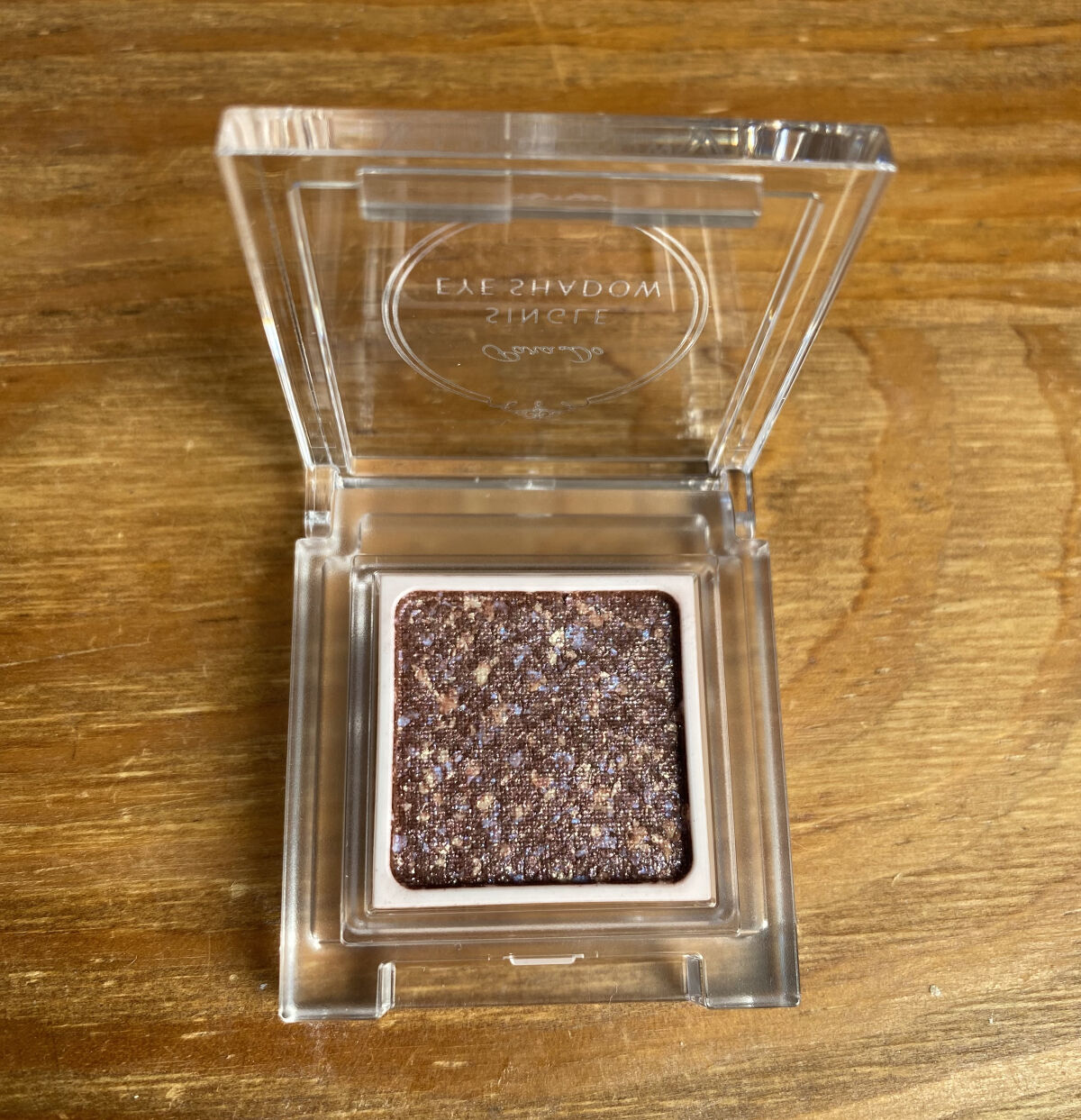 パラドゥ シングルアイシャドウ	 WN01 プリズムバーガンディ/パラドゥ/単色アイシャドウを使ったクチコミ（2枚目）